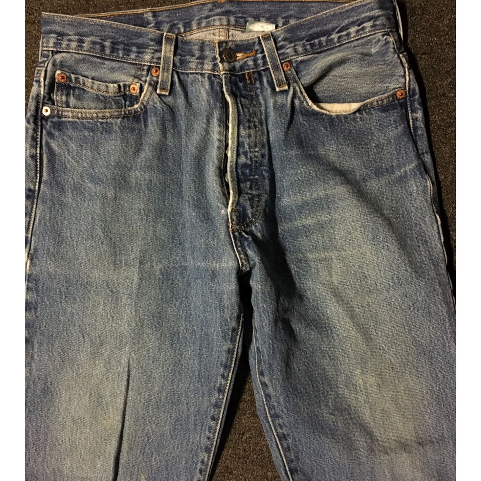 Levi's VINTAGE Levi's 501 Jeans Button Fly 31/31 90s Grunge Punk Biker Skate Mens Blue Denim Size US 31 - 7 Thumbnail