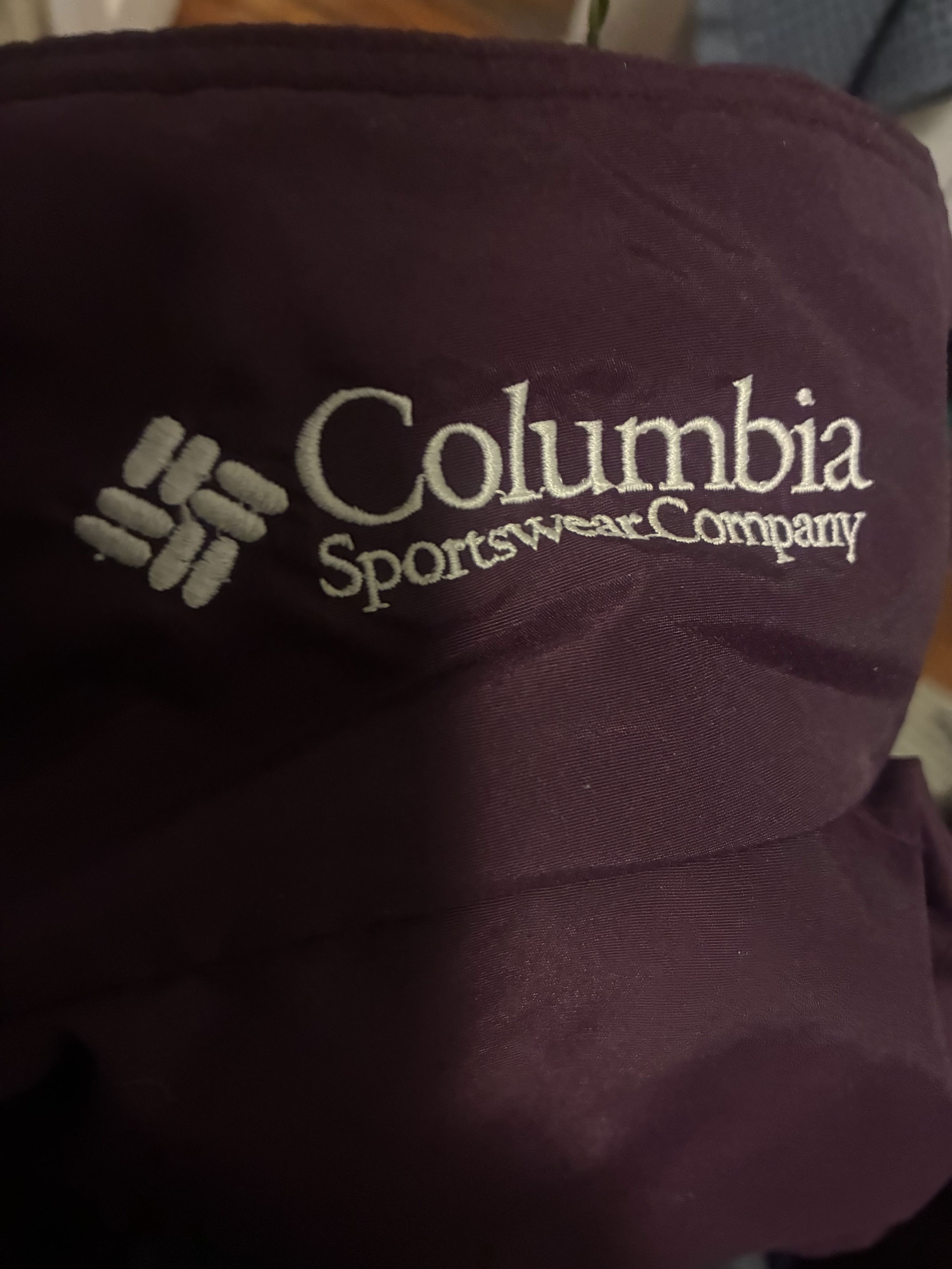Columbia Vintage Maroon Columbia Windbreaker with cool Logo Size US M / EU 48-50 / 2 - 5 Thumbnail
