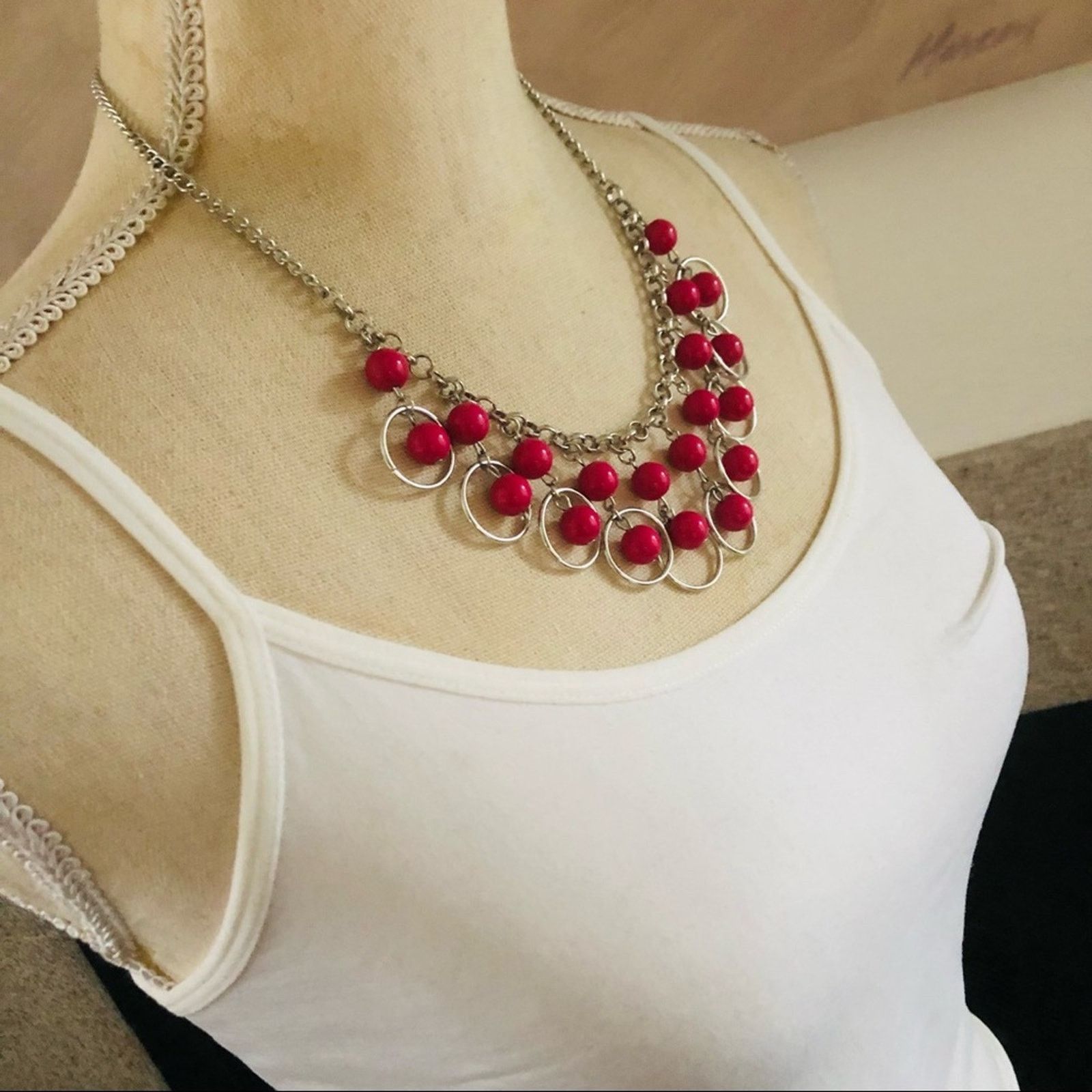 Jewelry Fuchsia pink beaded chain statement necklace Size ONE SIZE - 2 Thumbnail