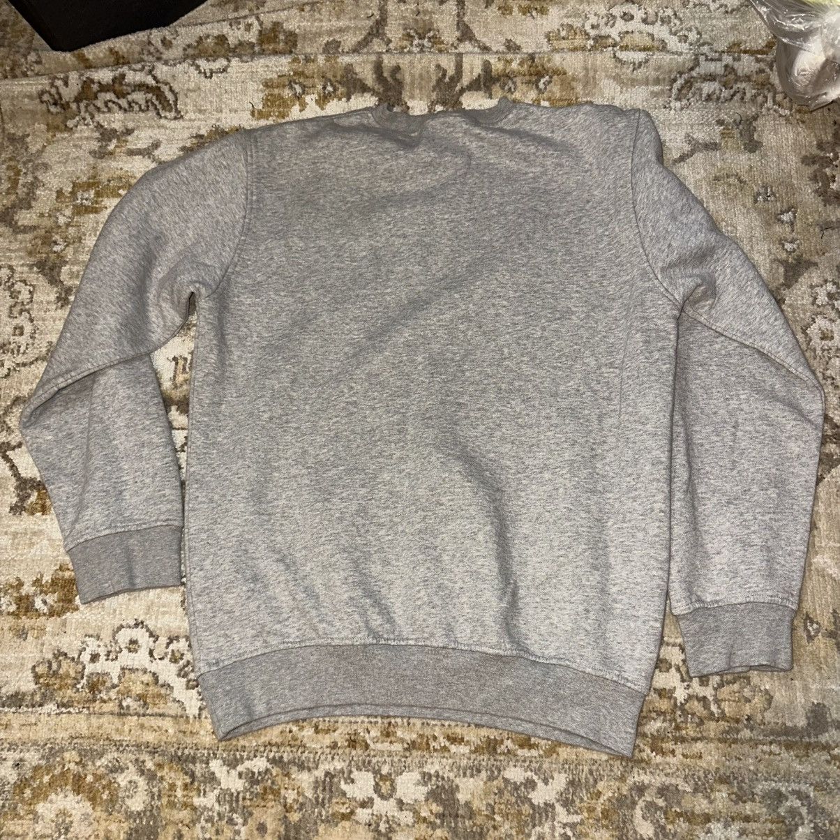Nike × Vintage Vintage Y2K Nike Gray Crewneck Sweatshirt Center Swoosh Size US M / EU 48-50 / 2 - 5 Thumbnail