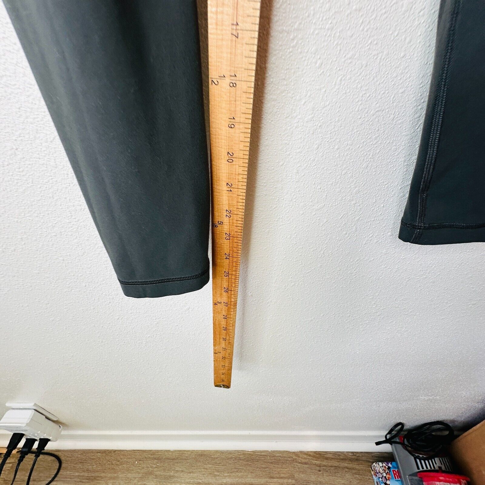 Lululemon Lululemon Slate Gray High-Waist Yoga Pants 2 Size 26" / US 2 / IT 38 - 9 Thumbnail