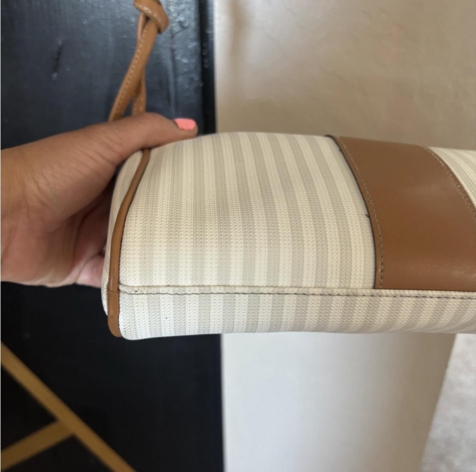 Other ( Moda Italia) Elegant White and Tan Women's Bag Size ONE SIZE - 7 Thumbnail