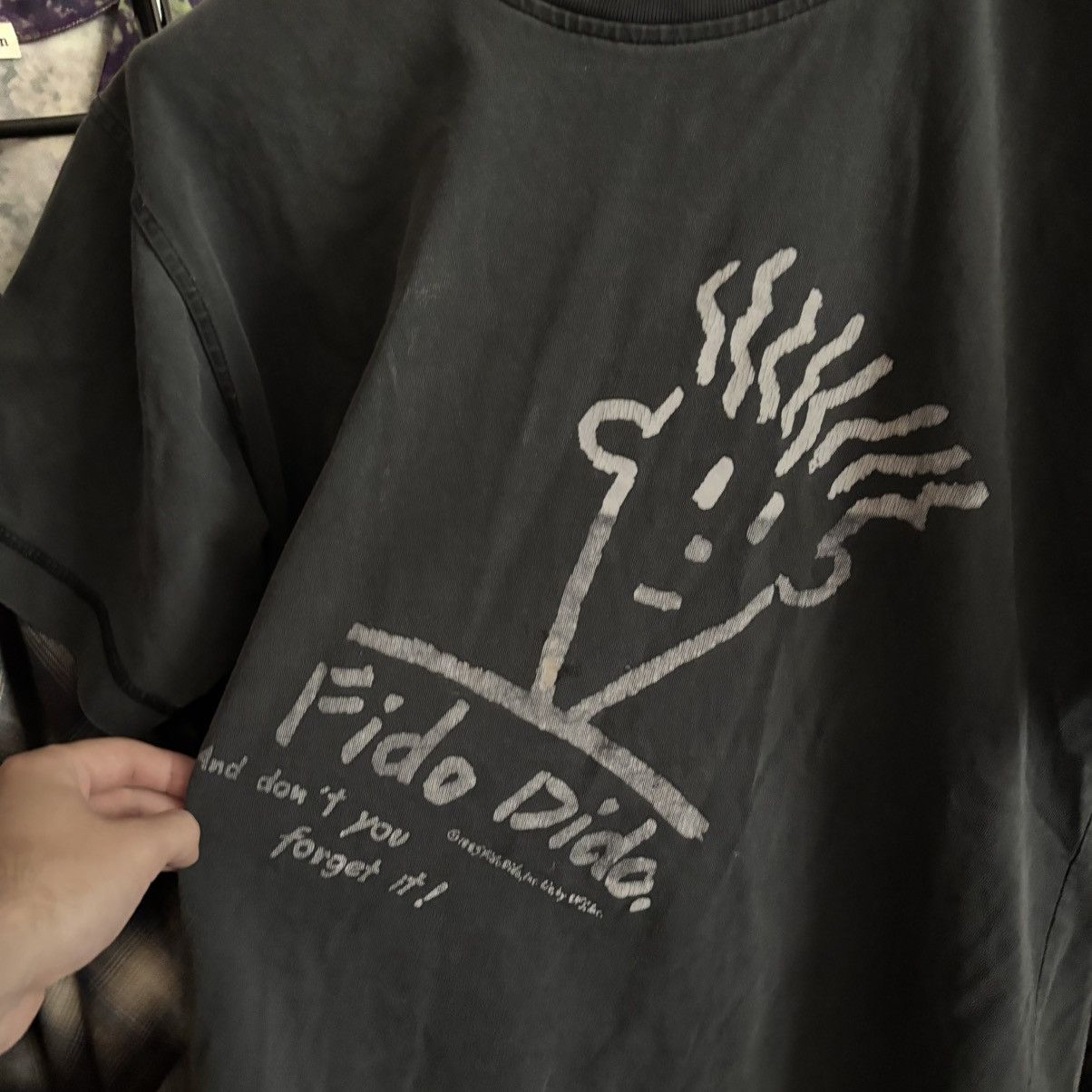 Vintage Vintage 80’s Japanese Do!Family Faded And Distressed T-Shirt Size US M / EU 48-50 / 2 - 4 Thumbnail
