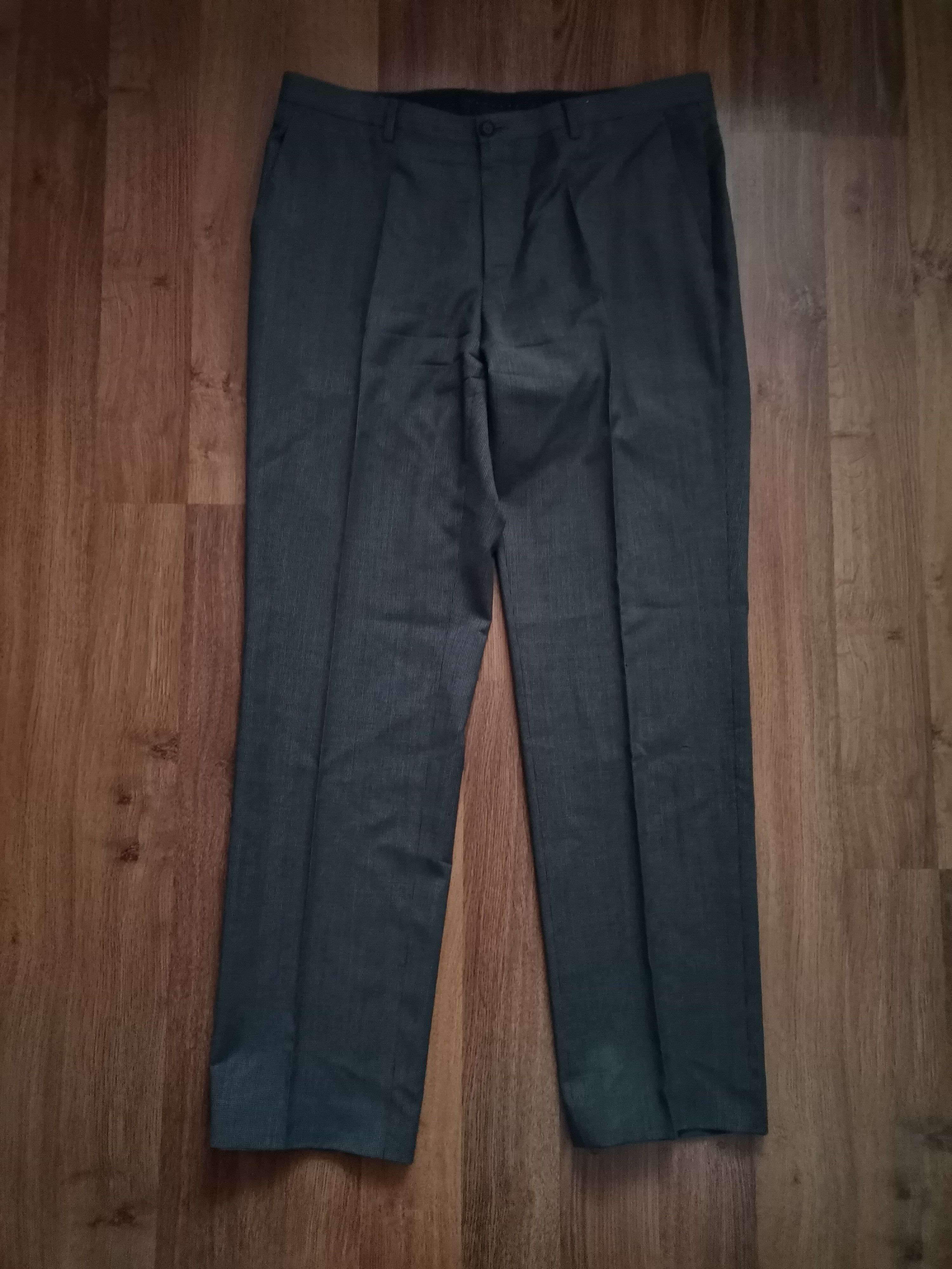 Hugo Boss Hugo Boss Suit Size 44R - 6 Thumbnail