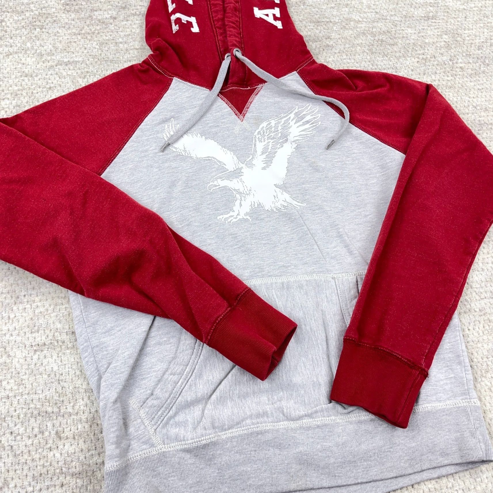 American Eagle Outfitters Vintage American Eagle Outfitters Hoodie Men XS Red Gray Sweatshirt Spellout Raglan Hooded Sweatshirt Size US XS / EU 42 / 0 - 5 Thumbnail
