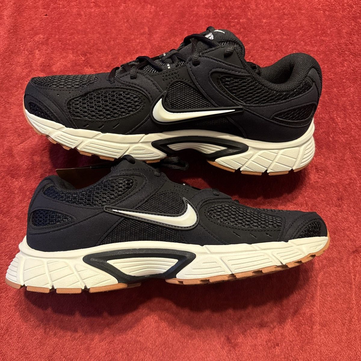 Nike Mens Nike V5 RNR Size 10.5 Size US 10.5 / EU 43-44 - 4 Thumbnail