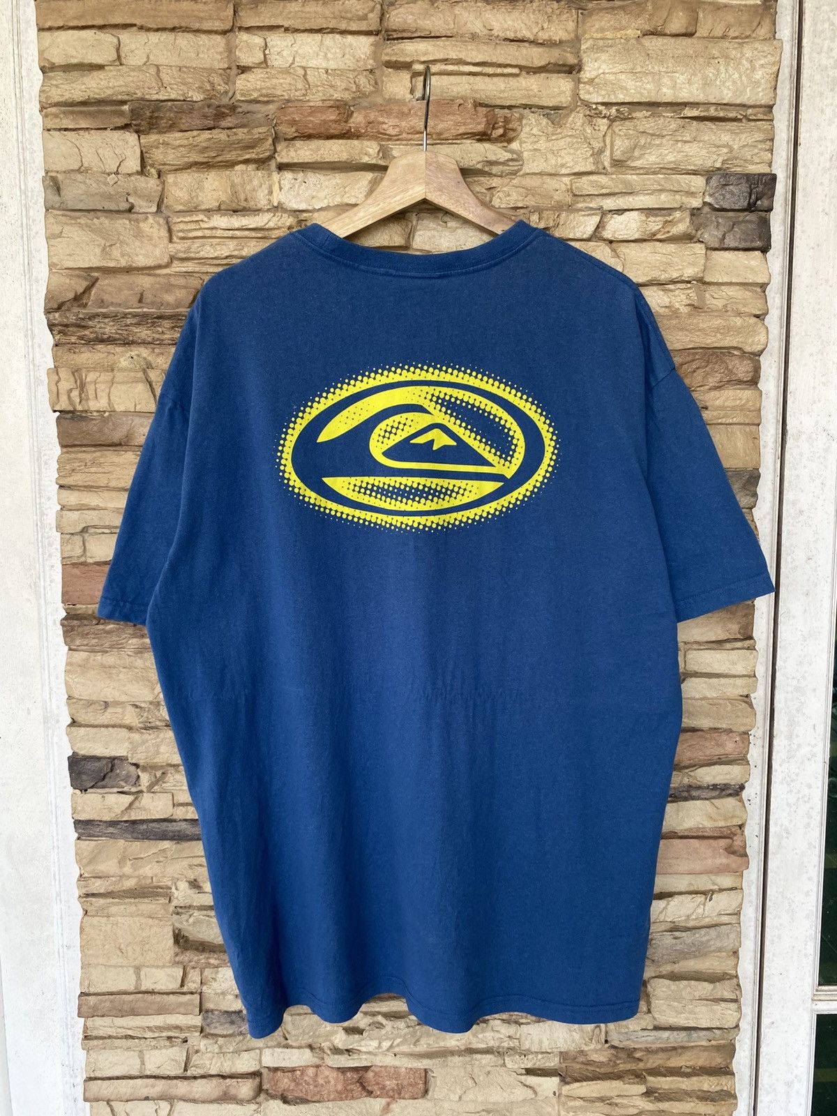 Vintage Quiksilver Backhit Logo Surfing Tees