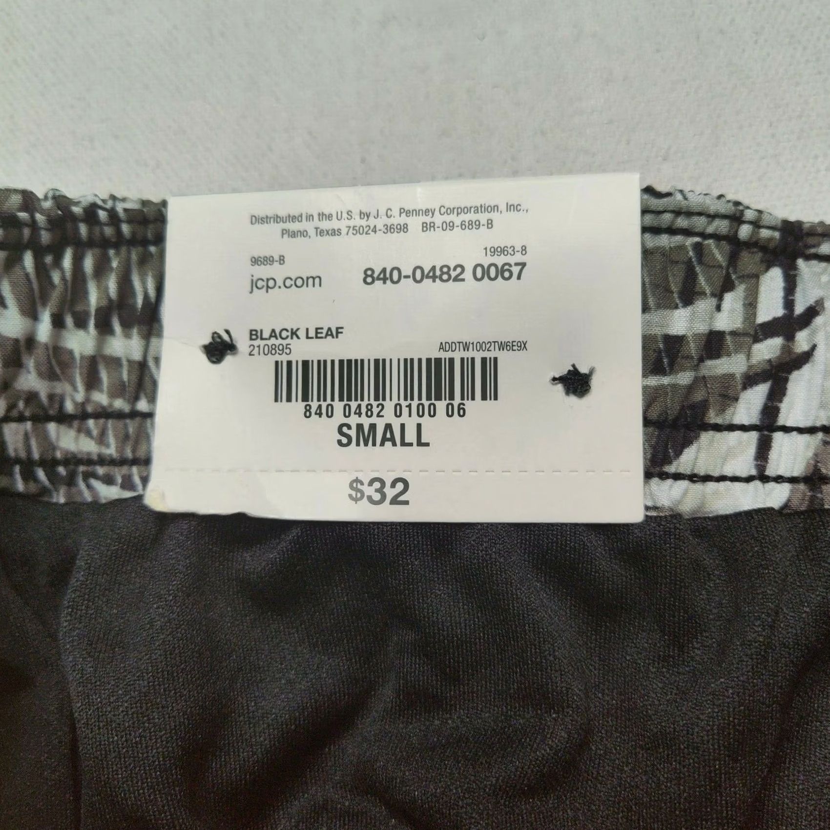 Vintage XERSION Women S Black Leaf Lined Stretch Quick-Dri Athletic Shorts NEW Size 28" / US 6 / IT 42 - 5 Thumbnail