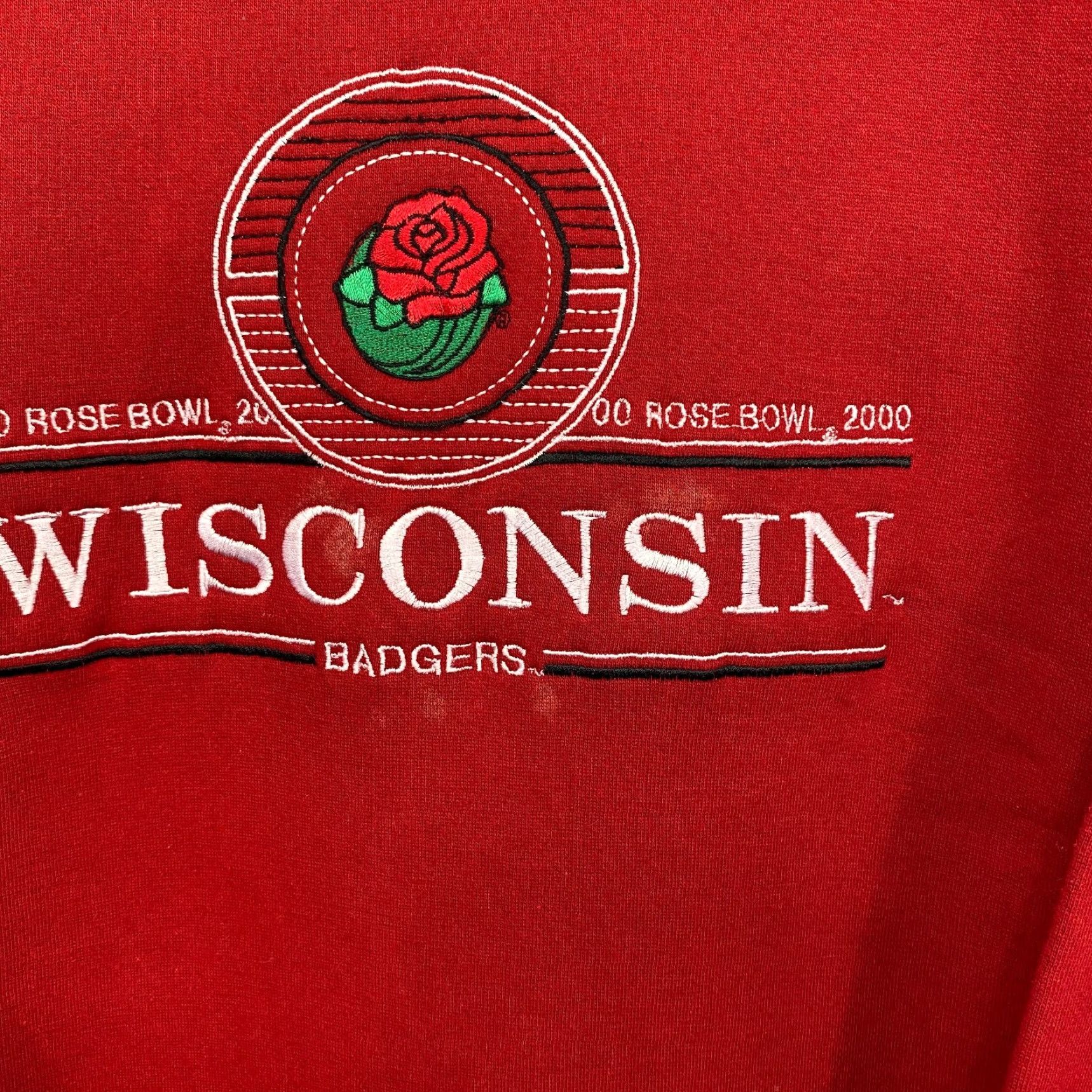 NCAA VINTAGE Wisconsin Badgers Rose Bowl Embroidered Sweatshirt L Red Mens Size US L / EU 52-54 / 3 - 5 Thumbnail