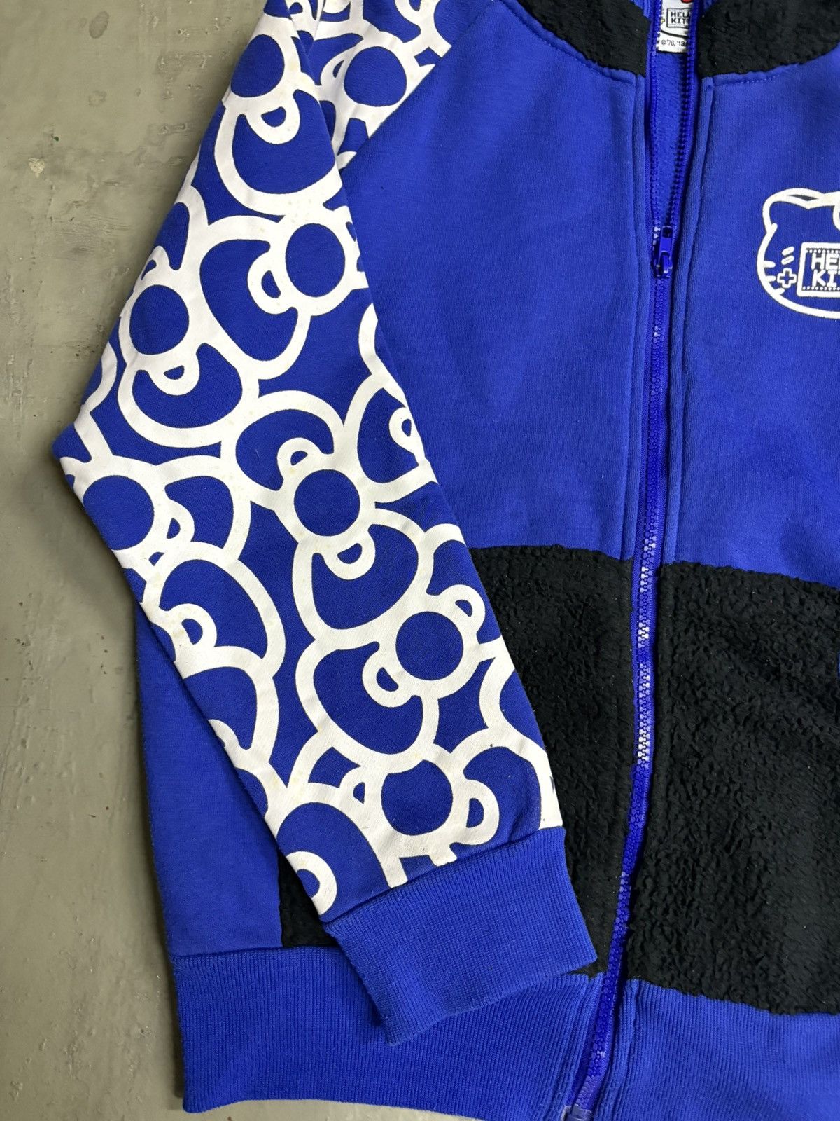 Beauty Beast HELLO KITTY WOOL HOODIE Size US M / EU 48-50 / 2 - 4 Thumbnail