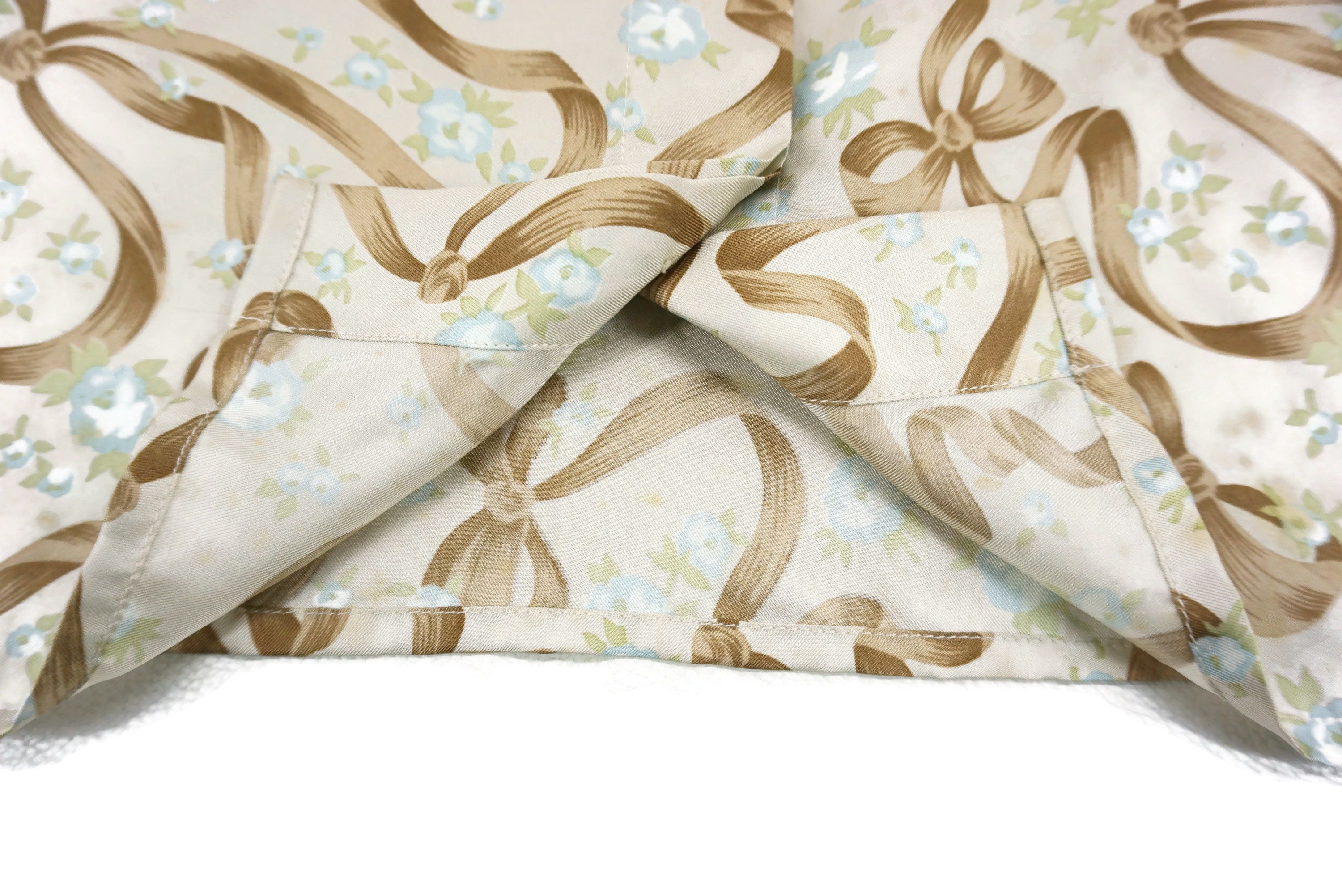 Bally Bally Silk Shirt Ribbons Floral Blouse Made in Italy Size L / US 10 / IT 46 - 4 Thumbnail