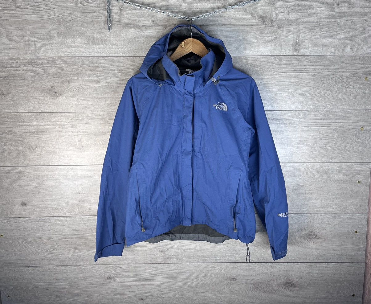 The North Face Women's outdoor jacket The North Face size M gore-Tex Size M / US 6-8 / IT 42-44 - 1 Thumbnail