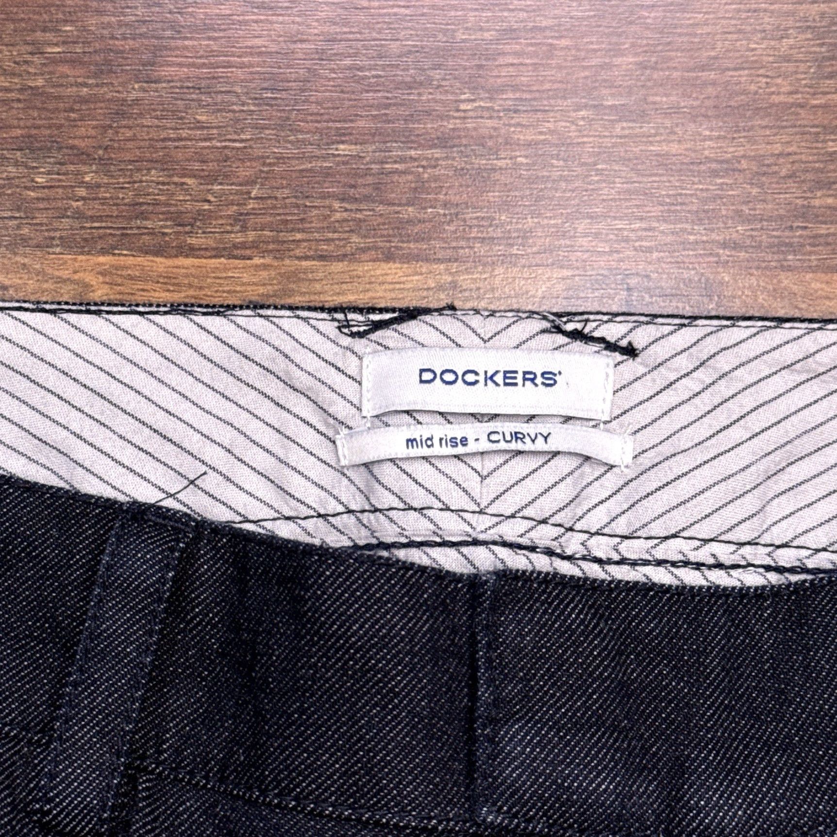 Dockers Dockers Jaelynn Pants Womens 14 Medium Blue Truly Slimming Performance Curvy New Size 36" / US 14 / IT 50 - 5 Thumbnail