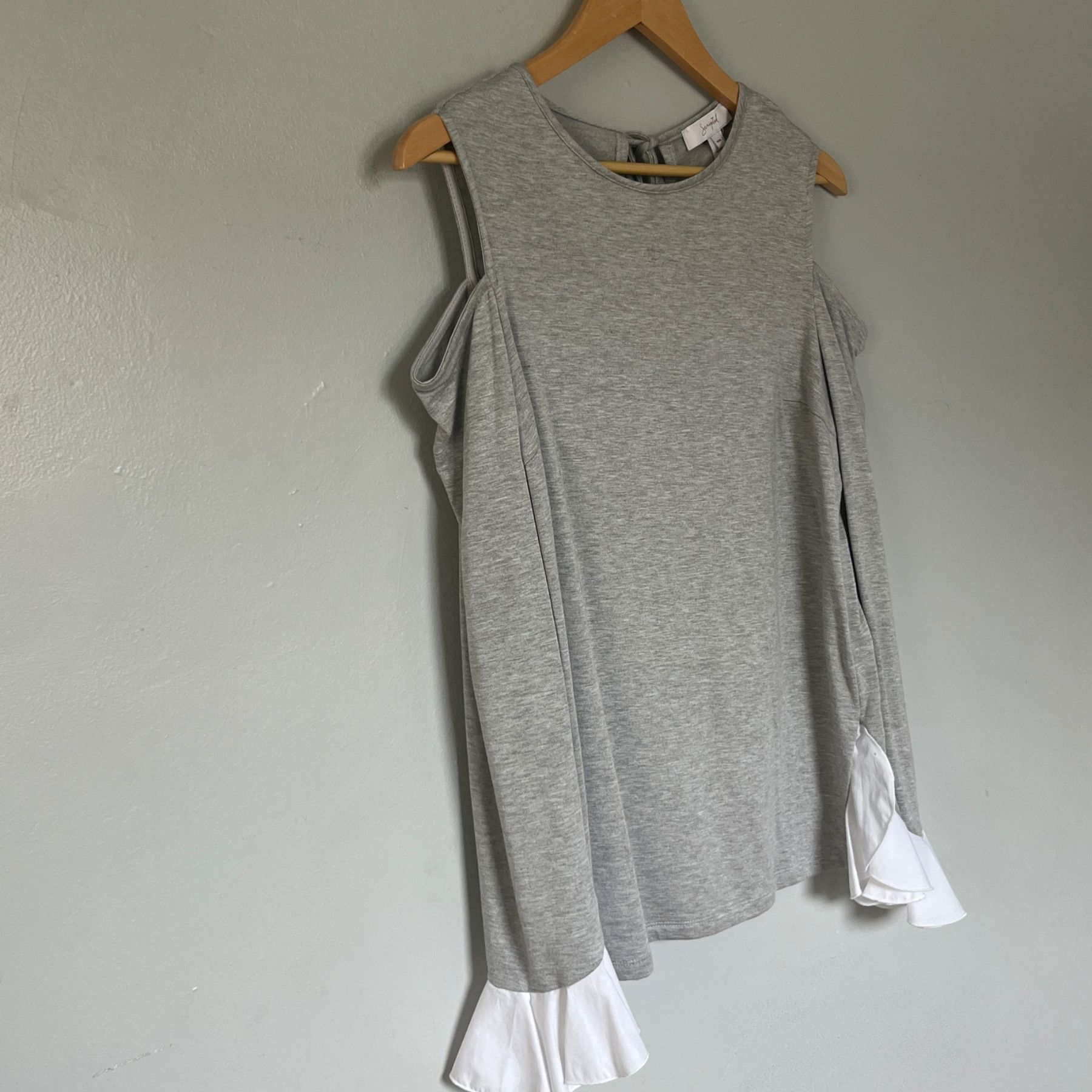 Designer Scripted Cold-Shoulder Women's Top in Gray Size M / US 6-8 / IT 42-44 - 2 Thumbnail