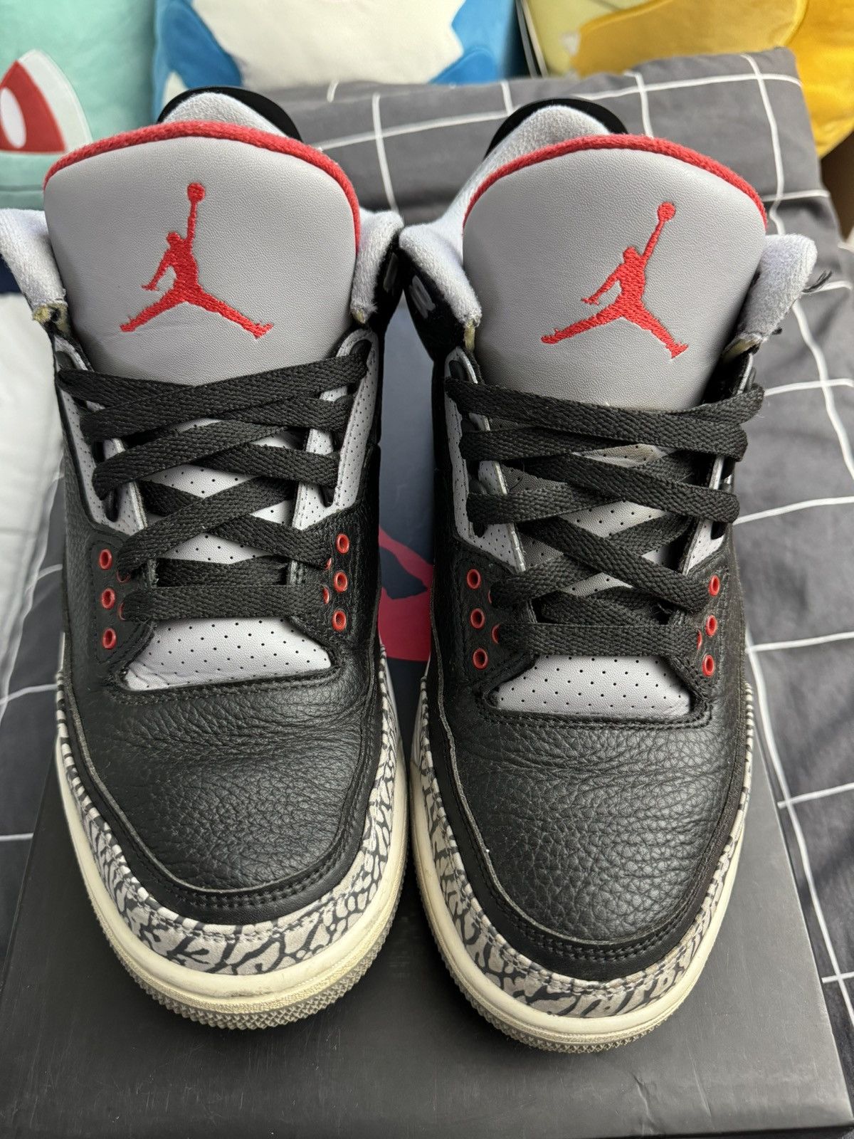 Jordan Brand × Nike Air Jordan 3 - Black Cement Size US 9 / EU 42 - 2 Thumbnail