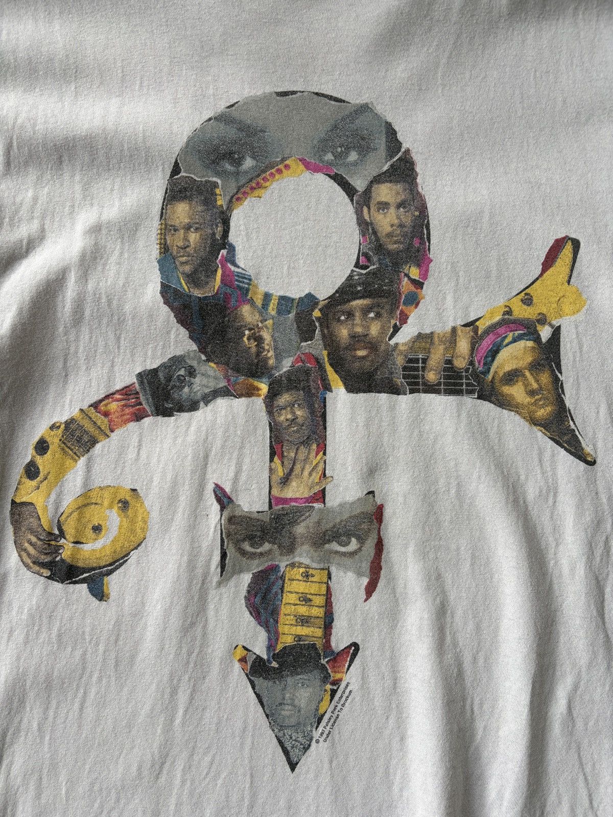 Band Tees 1993 PRINCE and The New Power Generation T-shirt Size US L / EU 52-54 / 3 - 4 Thumbnail