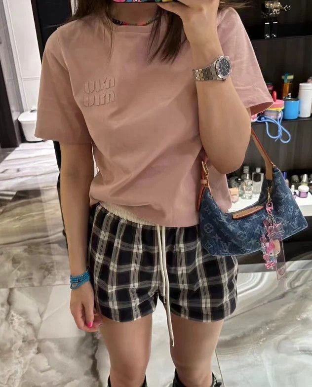 Miu Miu Miumiu pink distressed embroidered logo L 95 new Size L / US 10 / IT 46 - 8 Thumbnail