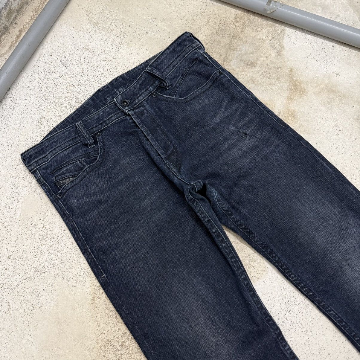Diesel Diesel Akee Whisker Buttonfly Distressed Royal Indigo Denim Size US 34 / EU 50 - 4 Thumbnail