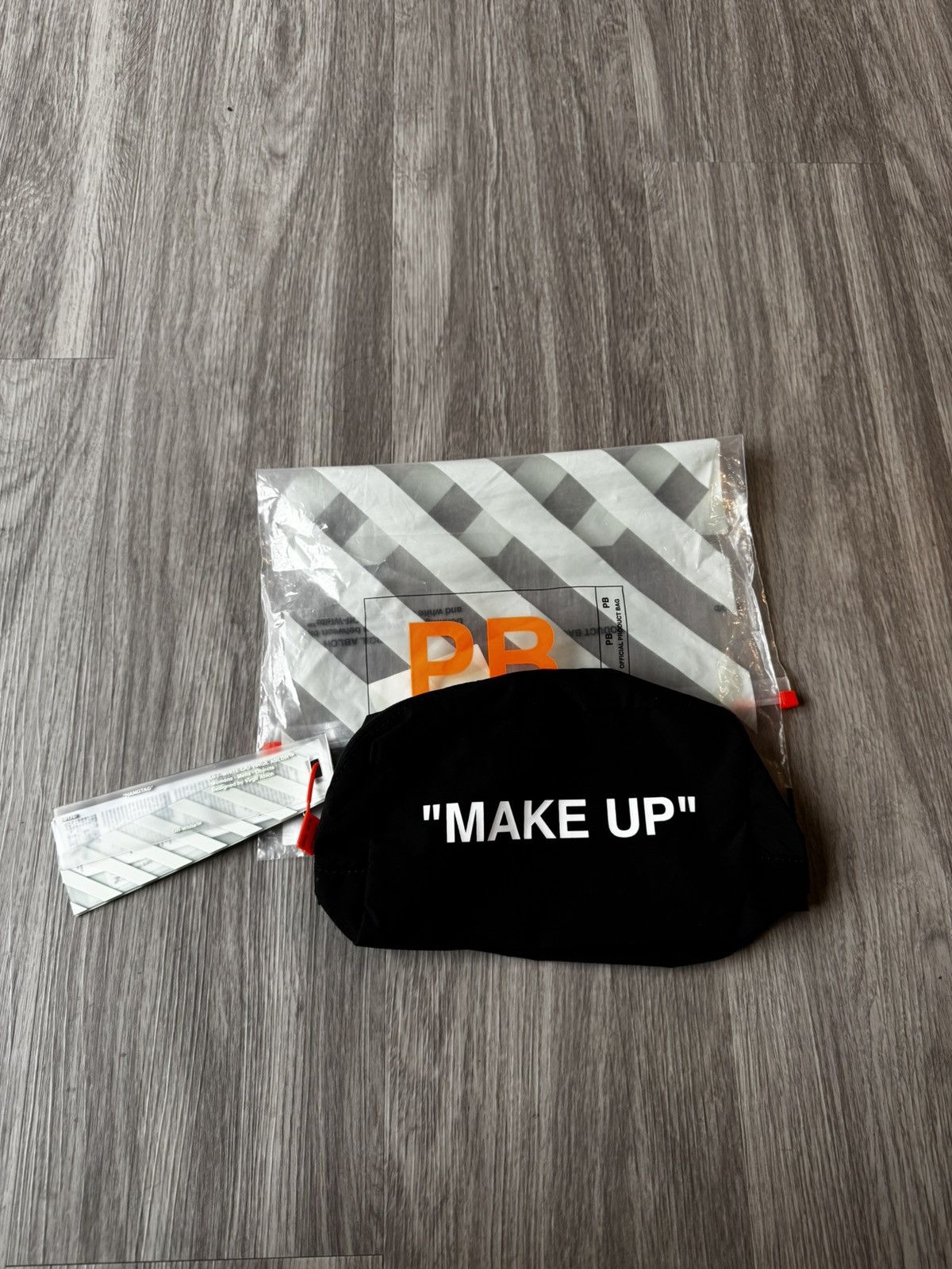 Off-White OFF-WHITE Make Up Pouch Size ONE SIZE - 1 Thumbnail
