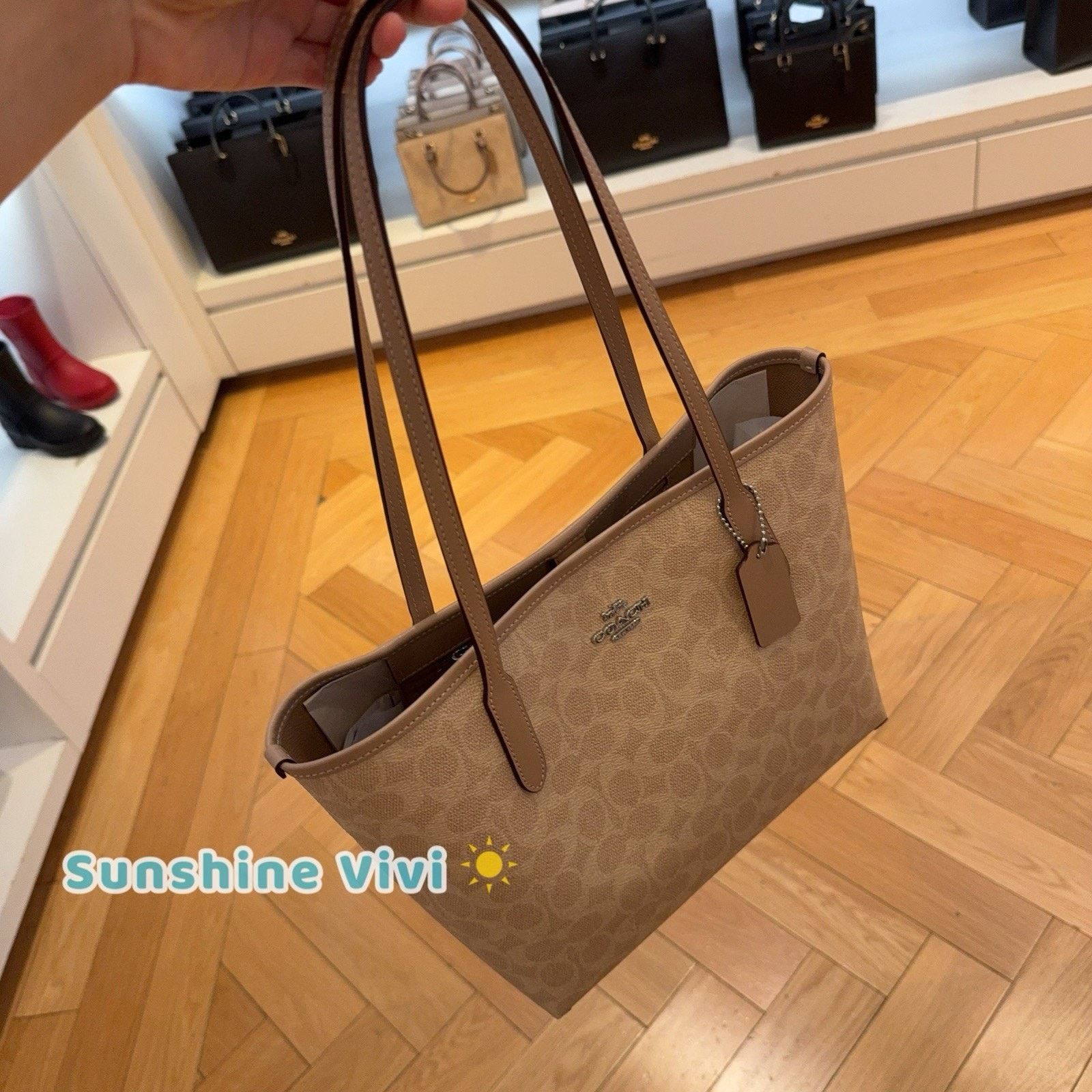 Coach NWT Bundle Coach Medium City Tote CDX82 & CZ633 Motif Chain Size ONE SIZE - 7 Thumbnail