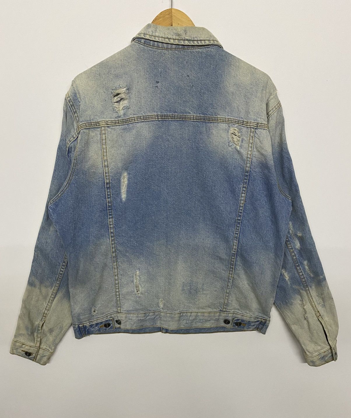 Zara Distressed Style Zara Man Blue Faded Denim Jacket Size US XL / EU 56 / 4 - 10 Thumbnail