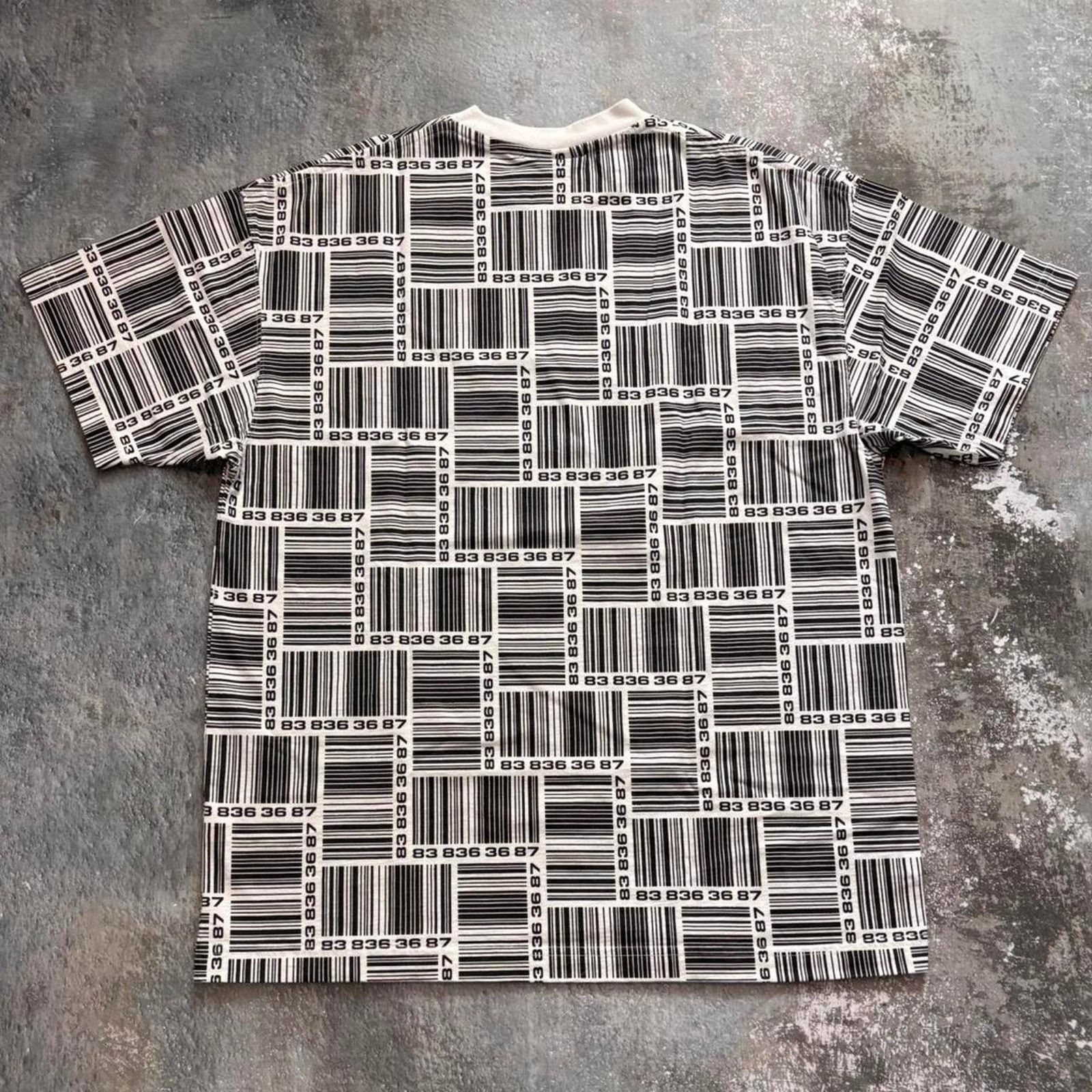 Vetements VTMNTS Barcode All Over Print T Shirt. Size XS Gvasalia Size US S / EU 44-46 / 1 - 2 Thumbnail