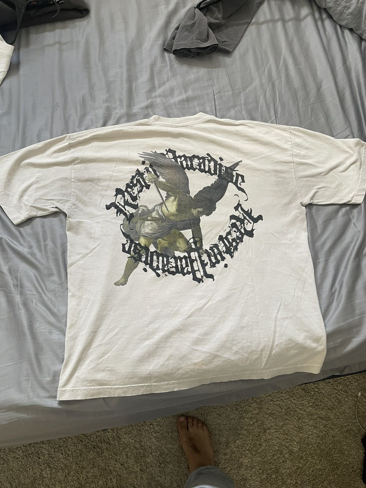 Revenge Revenge “Rest In Paradise” T-Shirt Size US XL / EU 56 / 4 - 1 Thumbnail