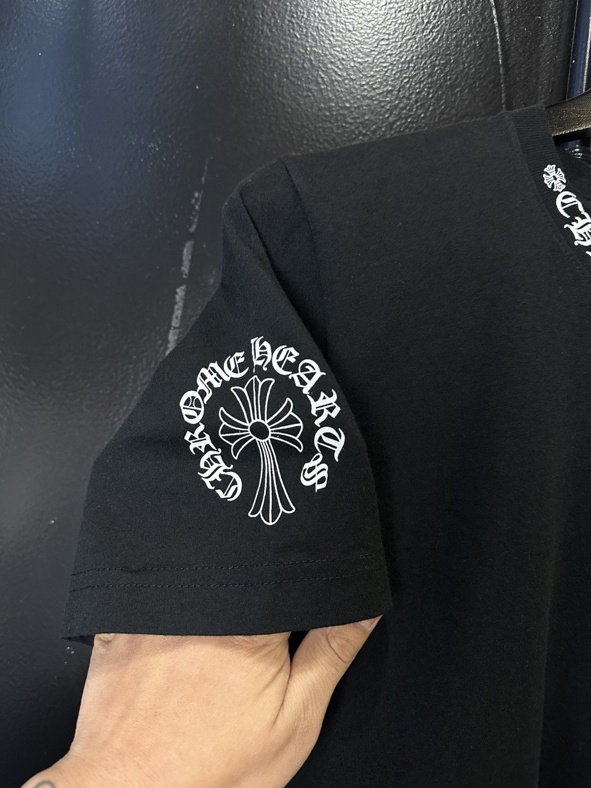 Chrome Hearts Chrome Hearts Neck Script Cross Emblem Pocket Tee Size US S / EU 44-46 / 1 - 5 Thumbnail