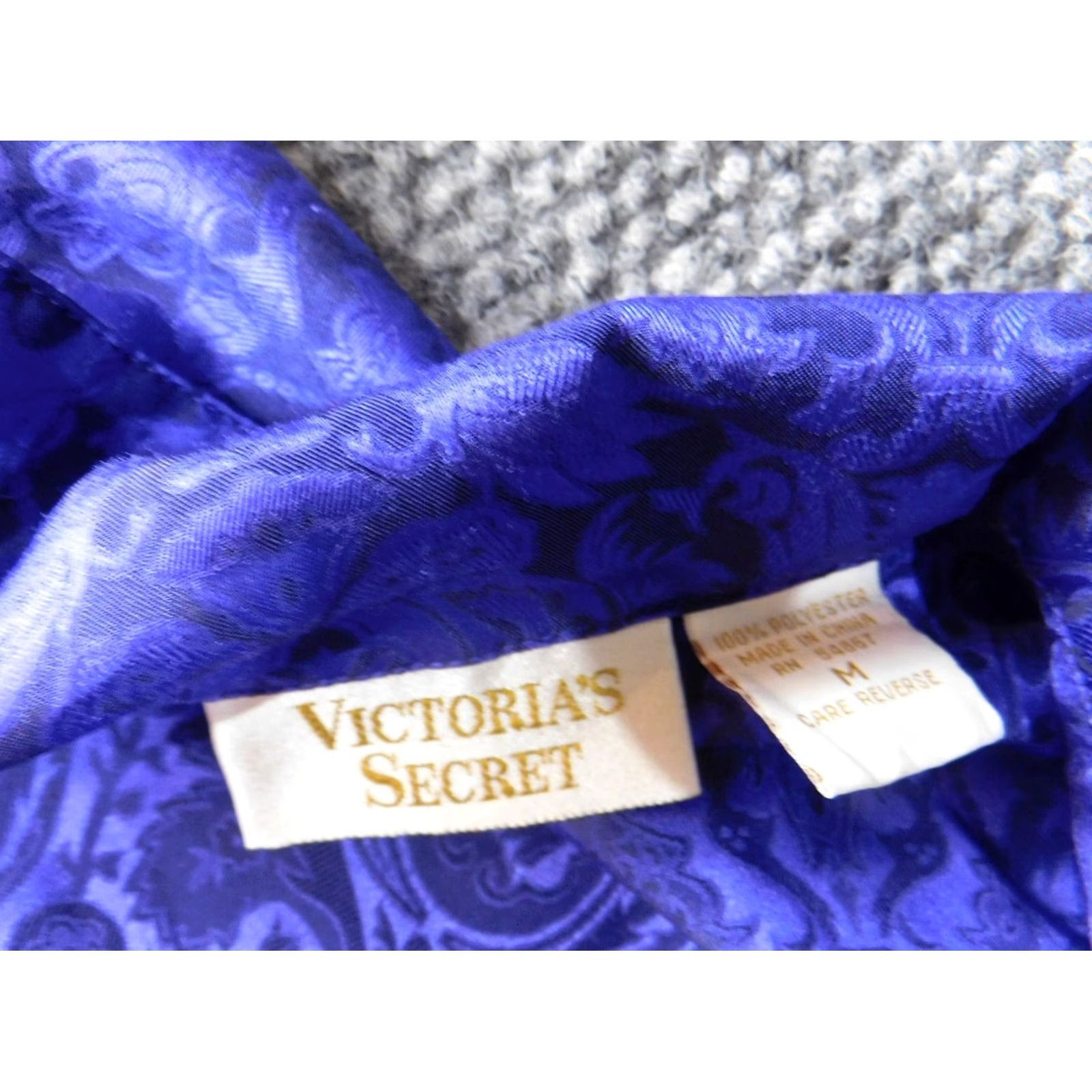 Victoria's Secret Victoria's Secret Pajama Top Womens M Velvet Floral Purple Long Sleeve Camisole Style Cartoon Size M / US 6-8 / IT 42-44 - 6 Thumbnail
