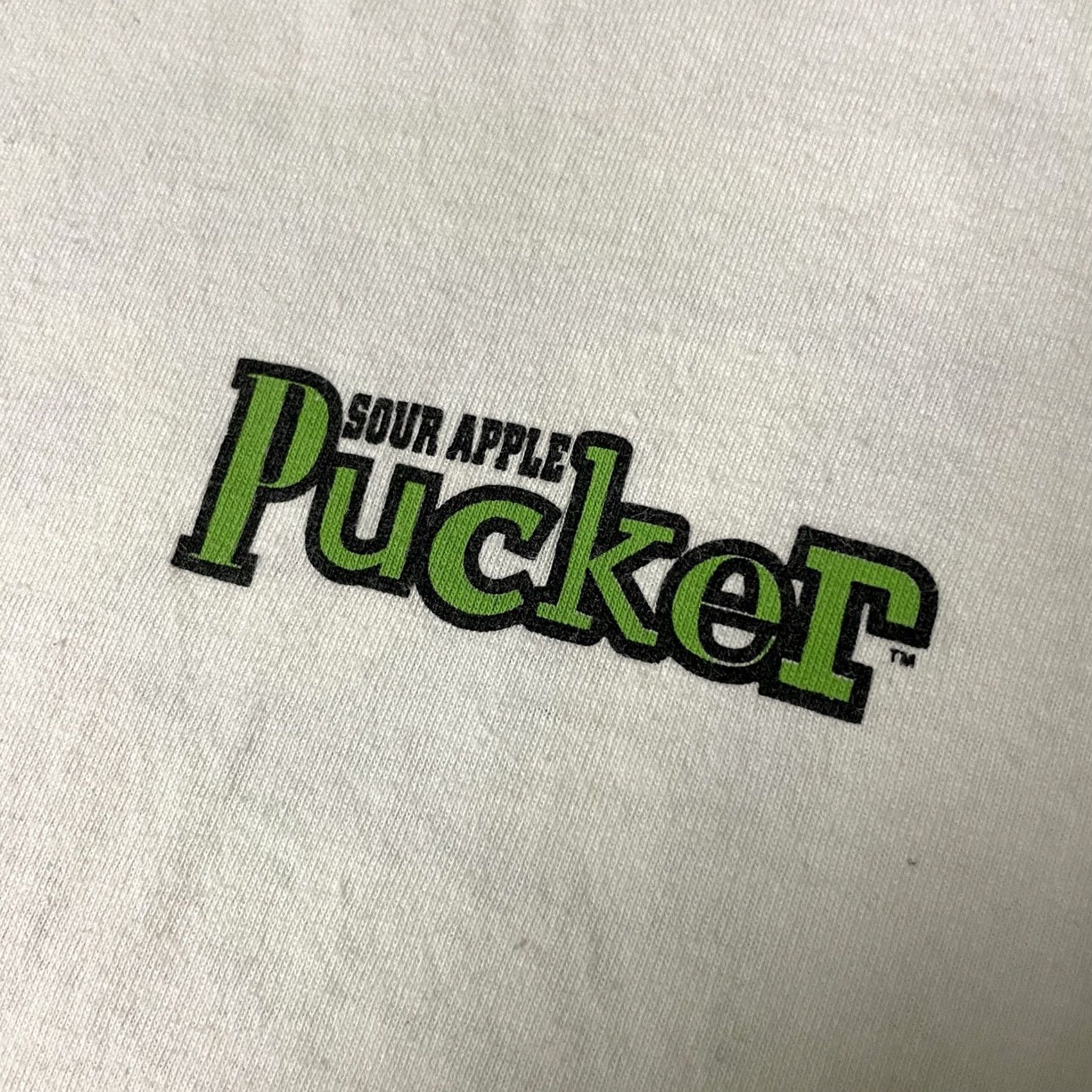 Vintage VINTAGE Pucker Up Tshirt Mens XL White Sour Apple Graphic Single Food Snack Vtg Shirt Regular Mens XL White Apple Graphic 90s Food Drink Size US XL / EU 56 / 4 - 7 Thumbnail