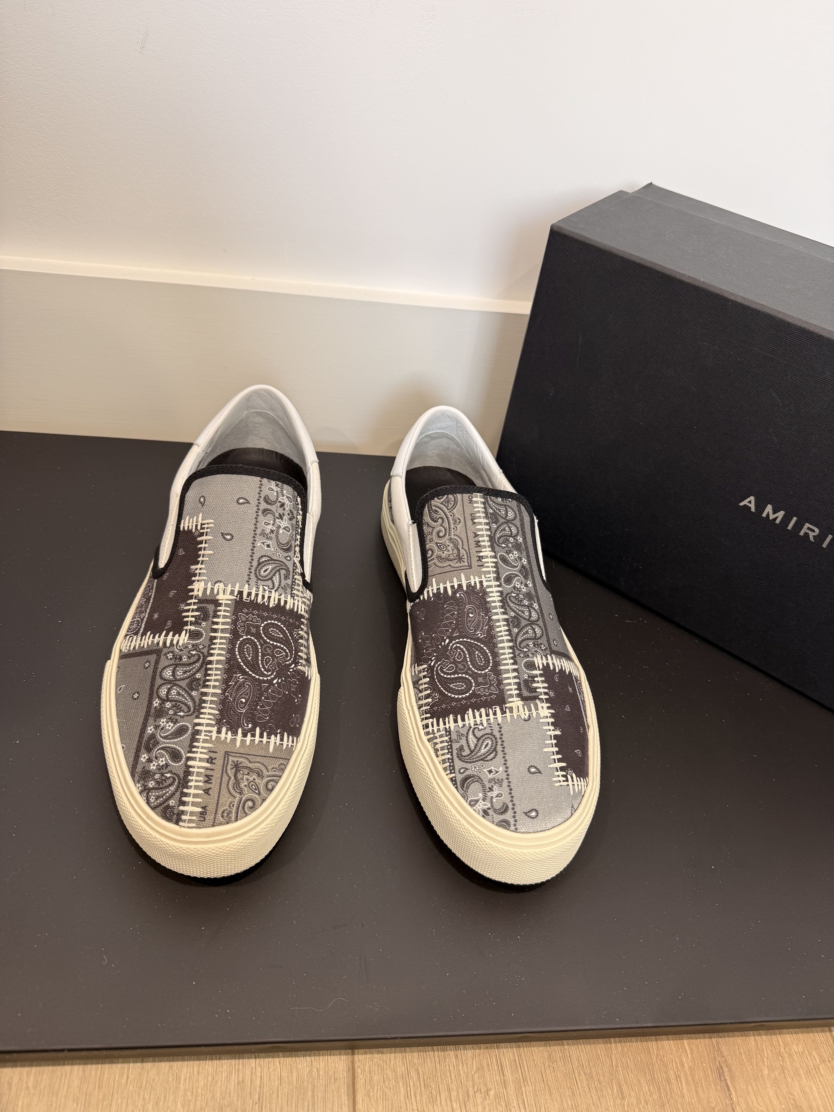 Amiri Bandana Reconstructed Slip On Size US 9 / EU 42 - 1 Thumbnail