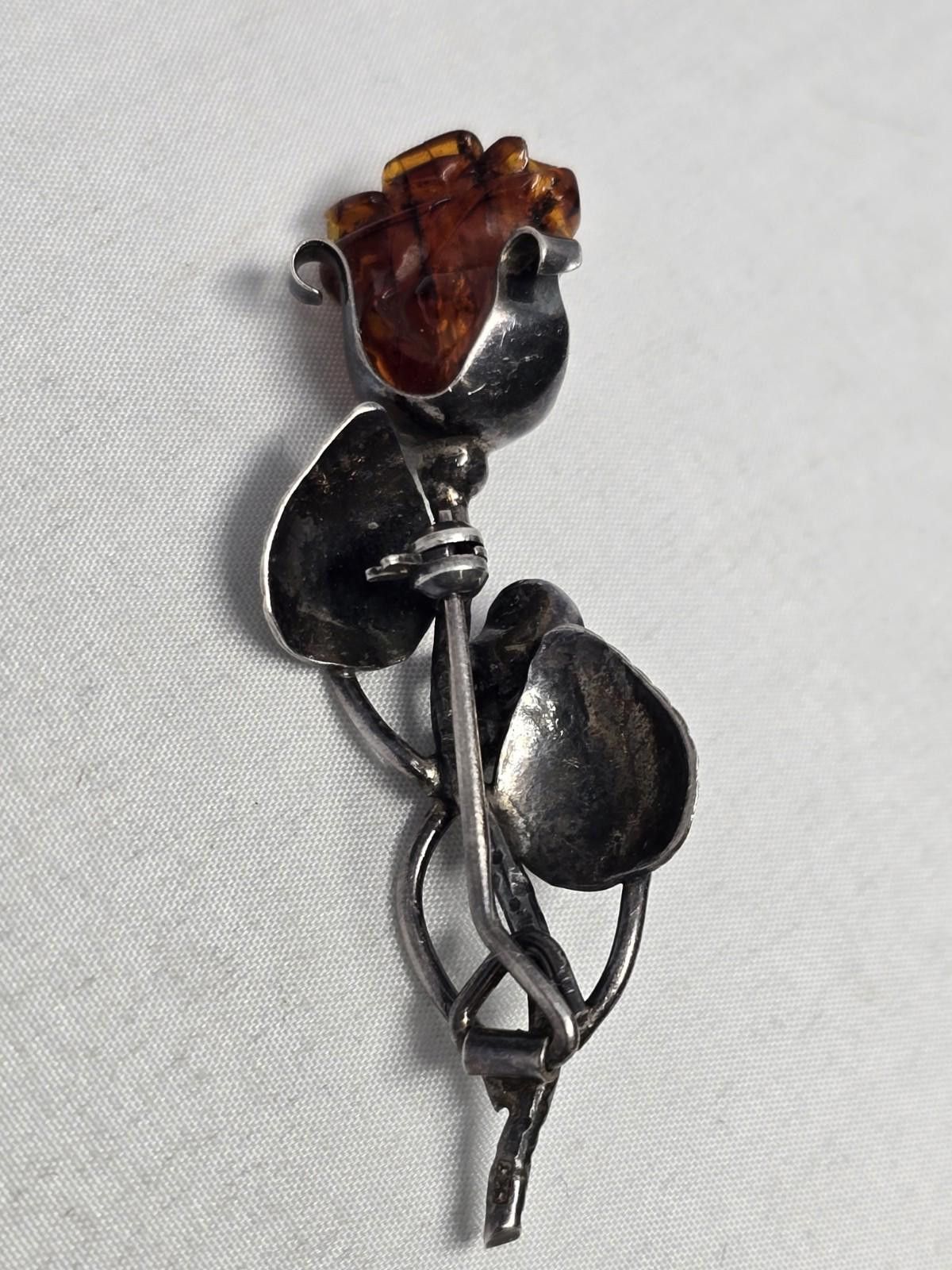 The Unbranded Brand Sterling Silver Rose Brooch Pendant Amber or Resin Size ONE SIZE - 3 Thumbnail