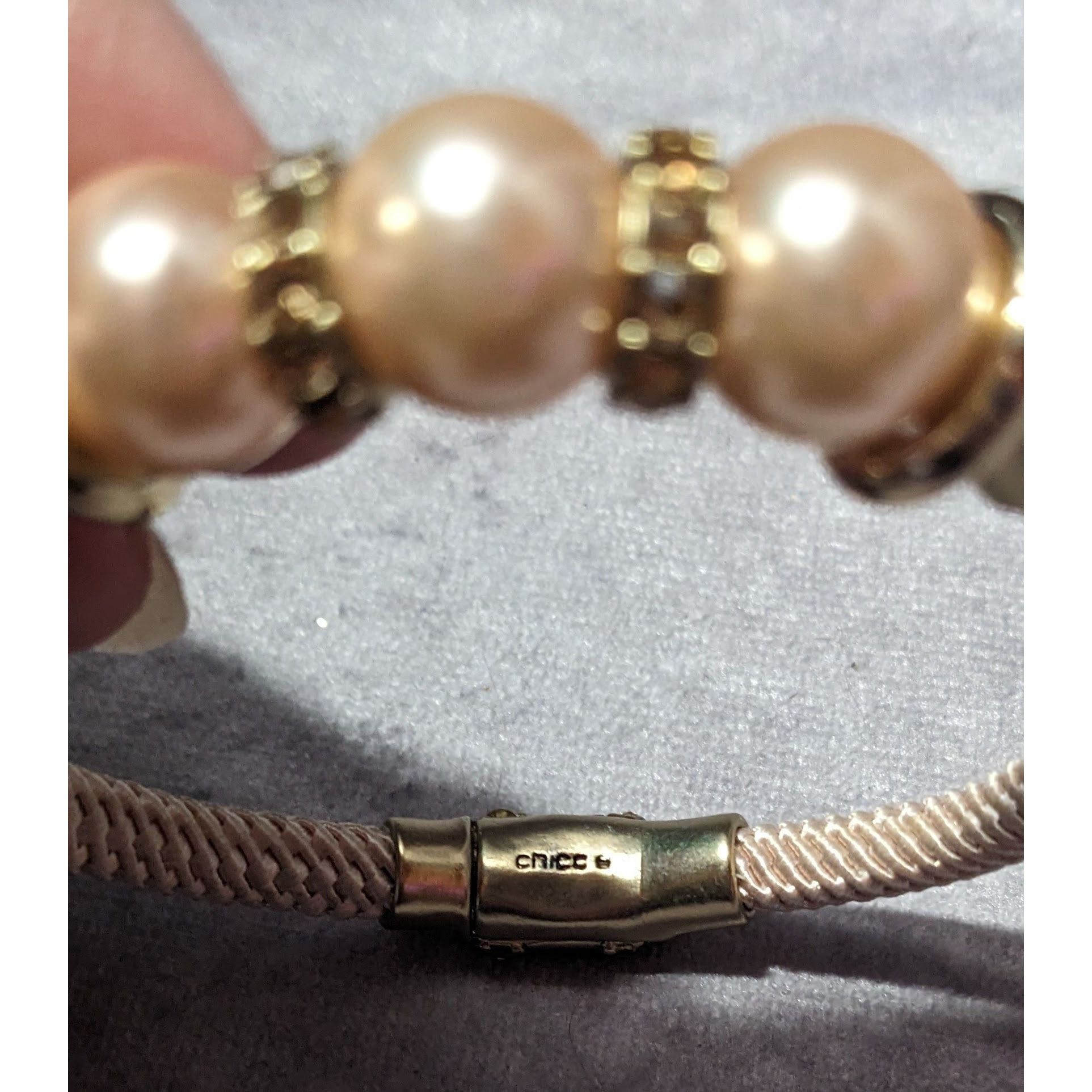 Chicos Elegant Glam Chico's Cream And Gold Tone Faux Pearl Rhinesto Size ONE SIZE - 9 Thumbnail