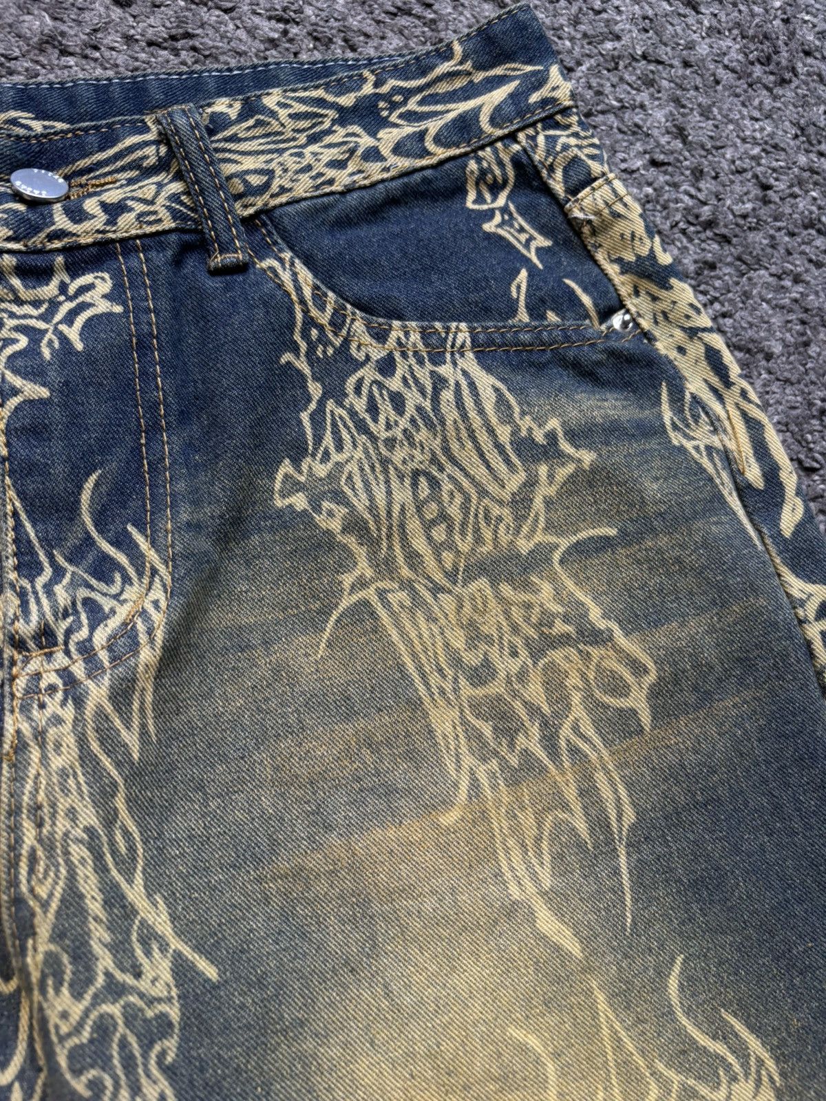 Vintage Vintage streetwear very rare art blue yellow flared jeans Size US 31 - 9 Thumbnail
