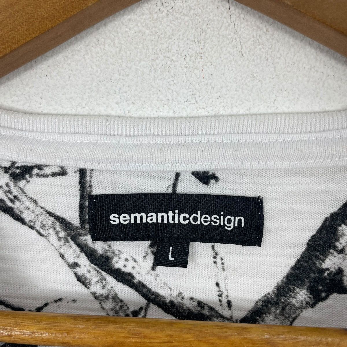 Japanese Brand Semantic Design Japan Overprint Vneck Shirt Size US L / EU 52-54 / 3 - 4 Thumbnail