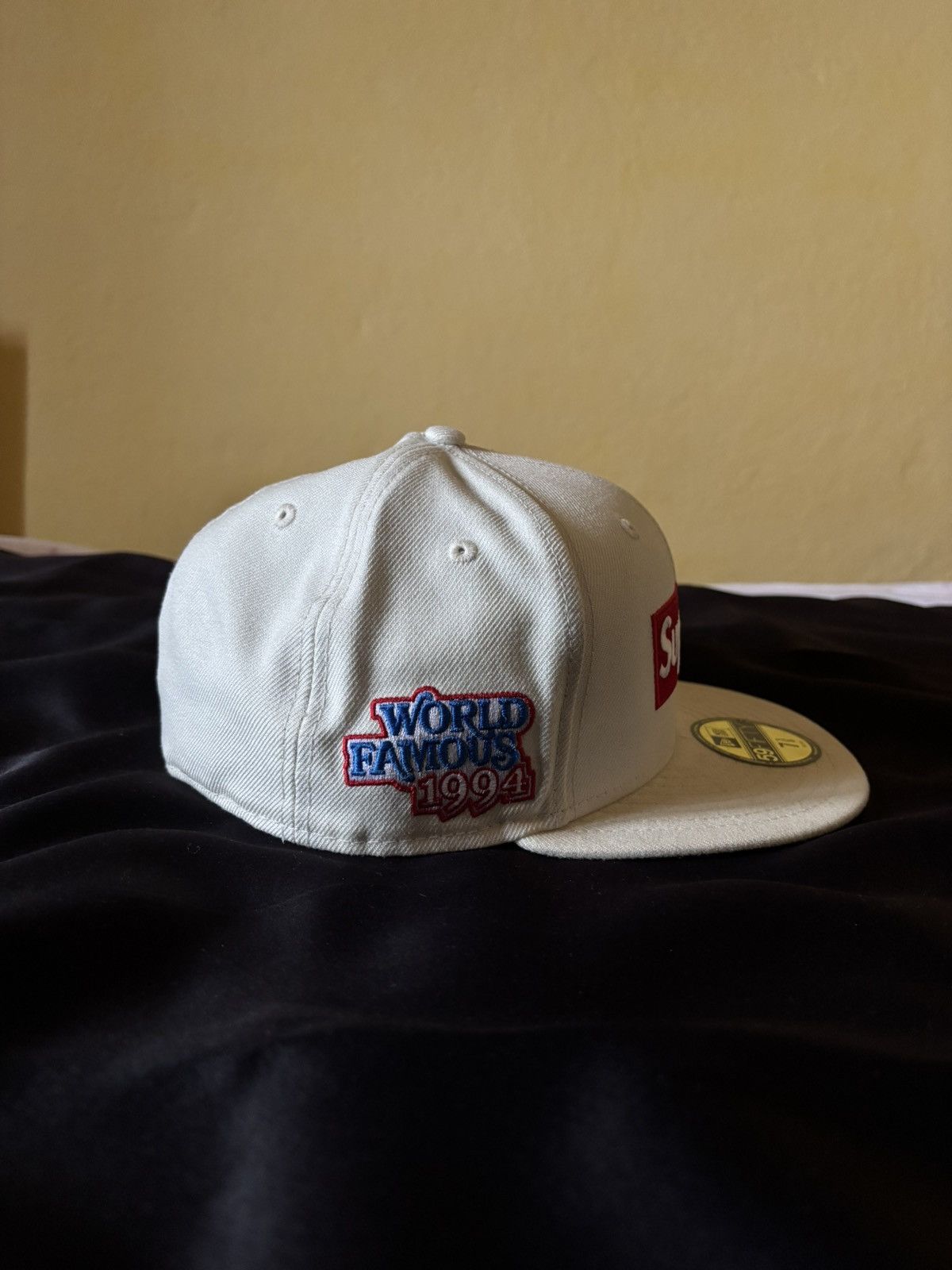 New Era × Supreme Supreme World Famous Box Logo New Era White Size ONE SIZE - 4 Thumbnail