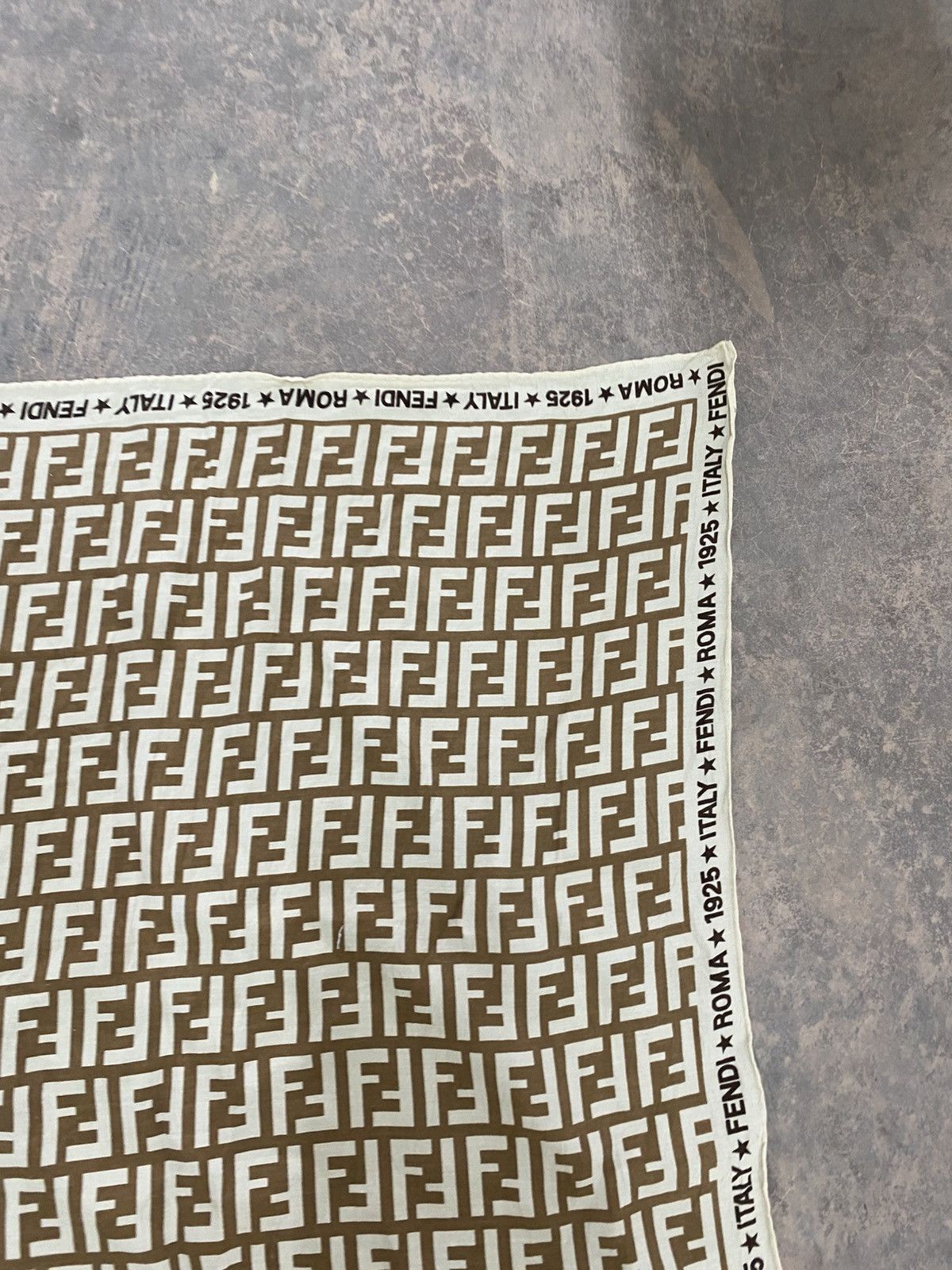 Fendi VINTAGE FENDI SCARF MONOGRAM DESIGNER ITALY Size ONE SIZE - 5 Thumbnail