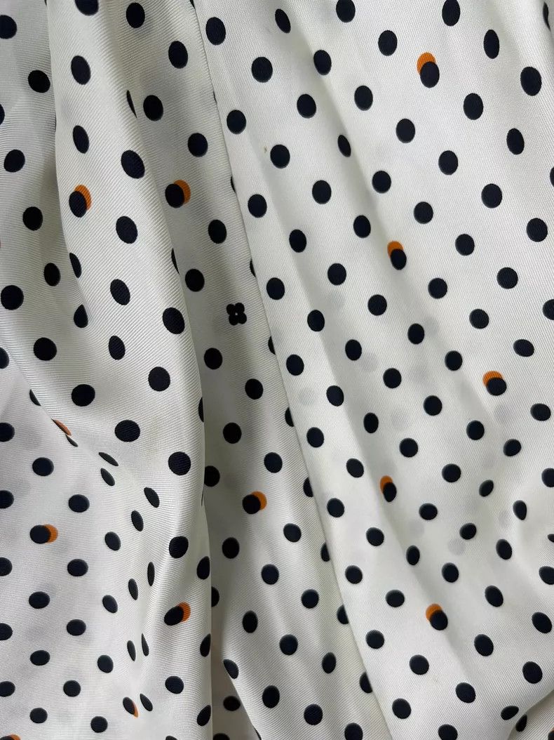 Louis Vuitton Louis Vuitton Beige polka-dot paneled ruffled mulberry sil Size 35" - 6 Thumbnail