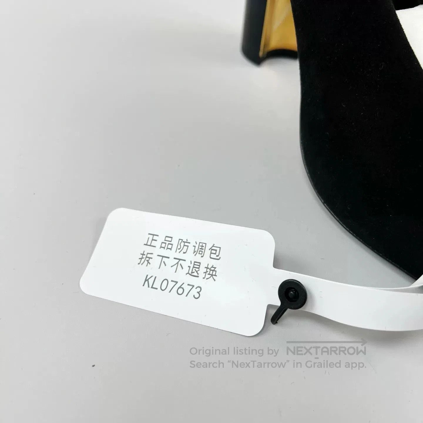 Hermes hermes black suede high heels size 37.5. Size US 7.5 / IT 37.5 - 7 Thumbnail