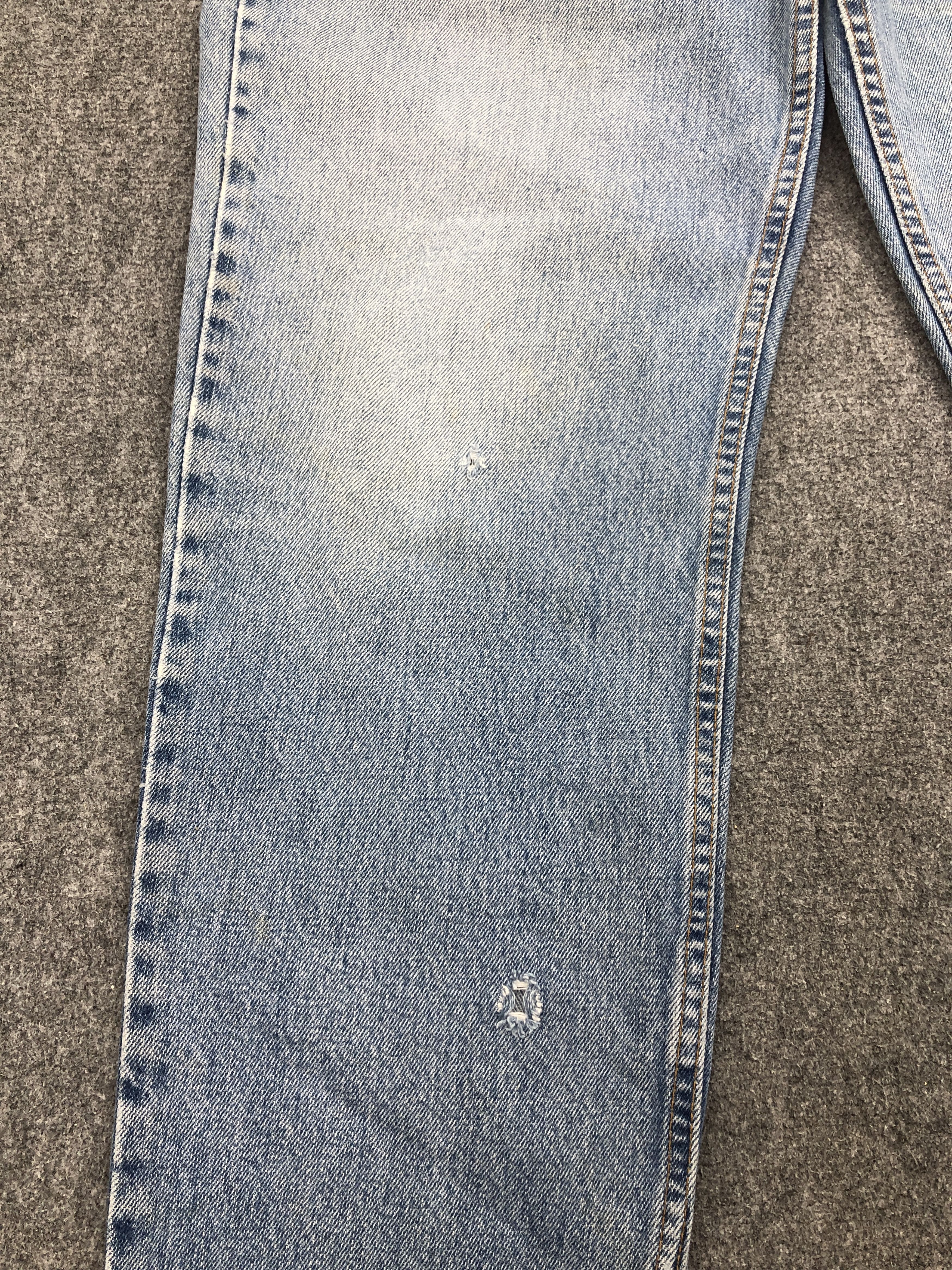 Levi's 90s Vintage Levis 550 Faded Blue Jeans 33x29.5 S0019 Size US 33 - 16 Thumbnail