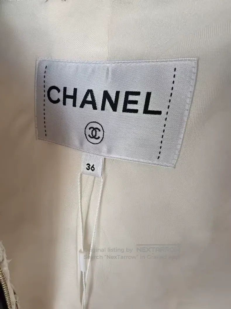 Chanel Chanel White coat Size XS / US 0-2 / IT 36-38 - 2 Thumbnail
