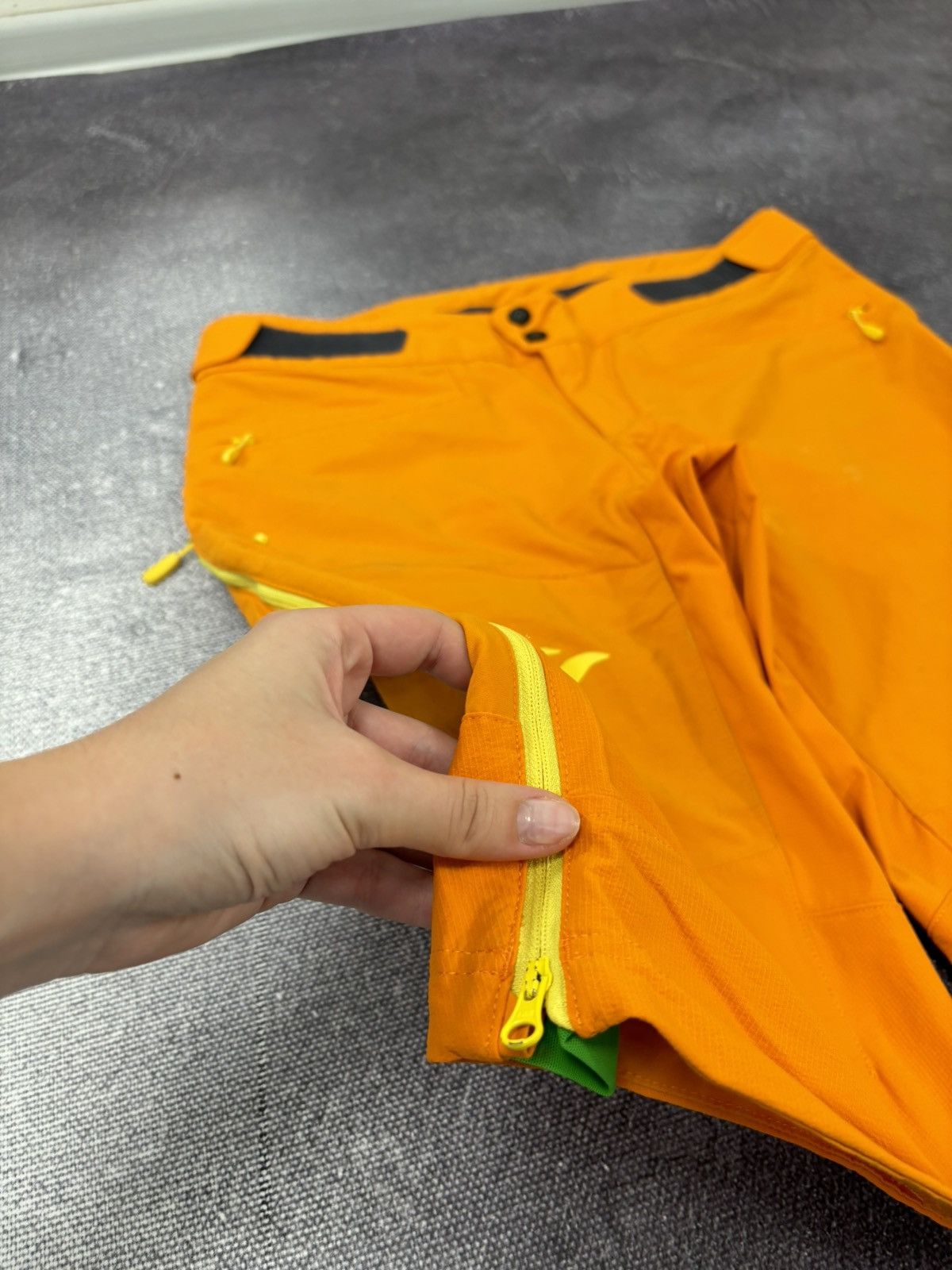 Norrona Norrona Fjora Flex1 Women’s Pure Orange Outdoor Shorts Size 30" / US 8 / IT 44 - 5 Thumbnail