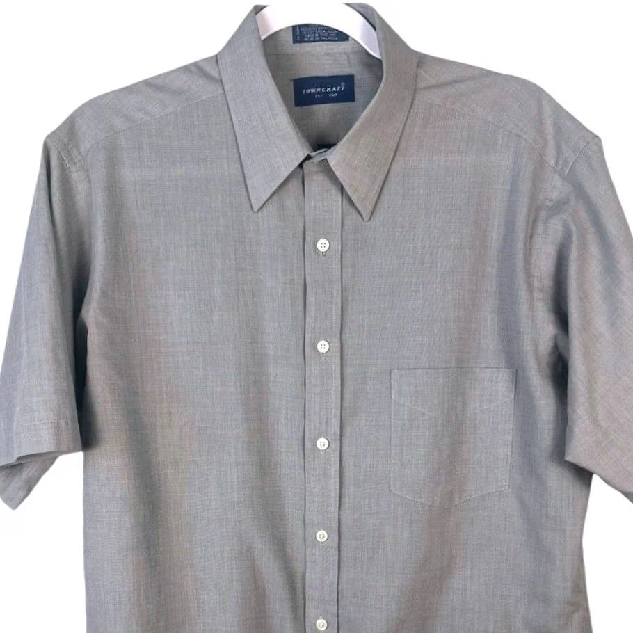 Vintage Towncraft Mens Gray Short Sleeve Button Up Shirt Classic Fit Size Large 16 Size US L / EU 52-54 / 3 - 5 Thumbnail