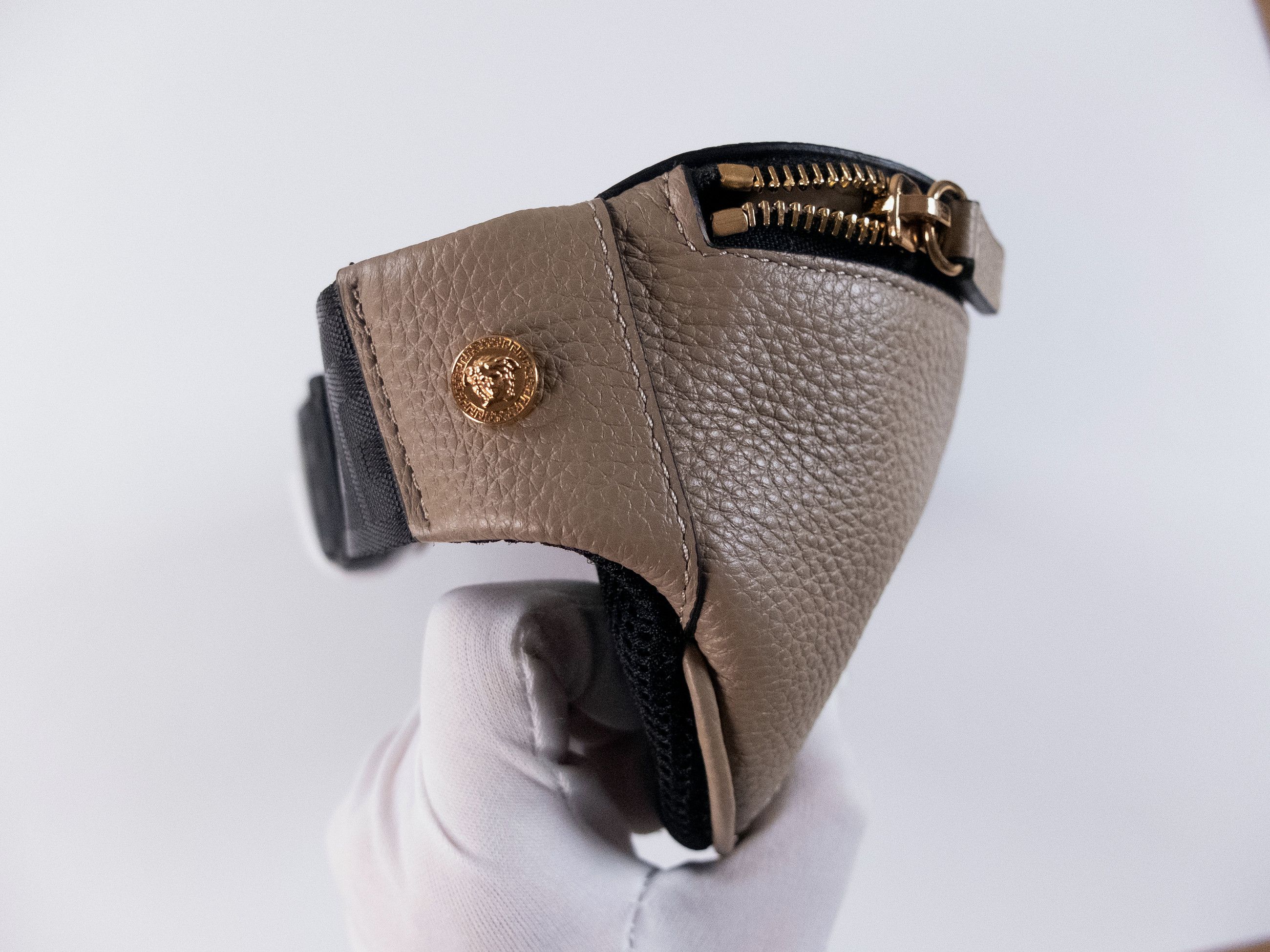 Versace VERSACE La Medusa dark beige leather belt bag authentic Size ONE SIZE - 9 Thumbnail