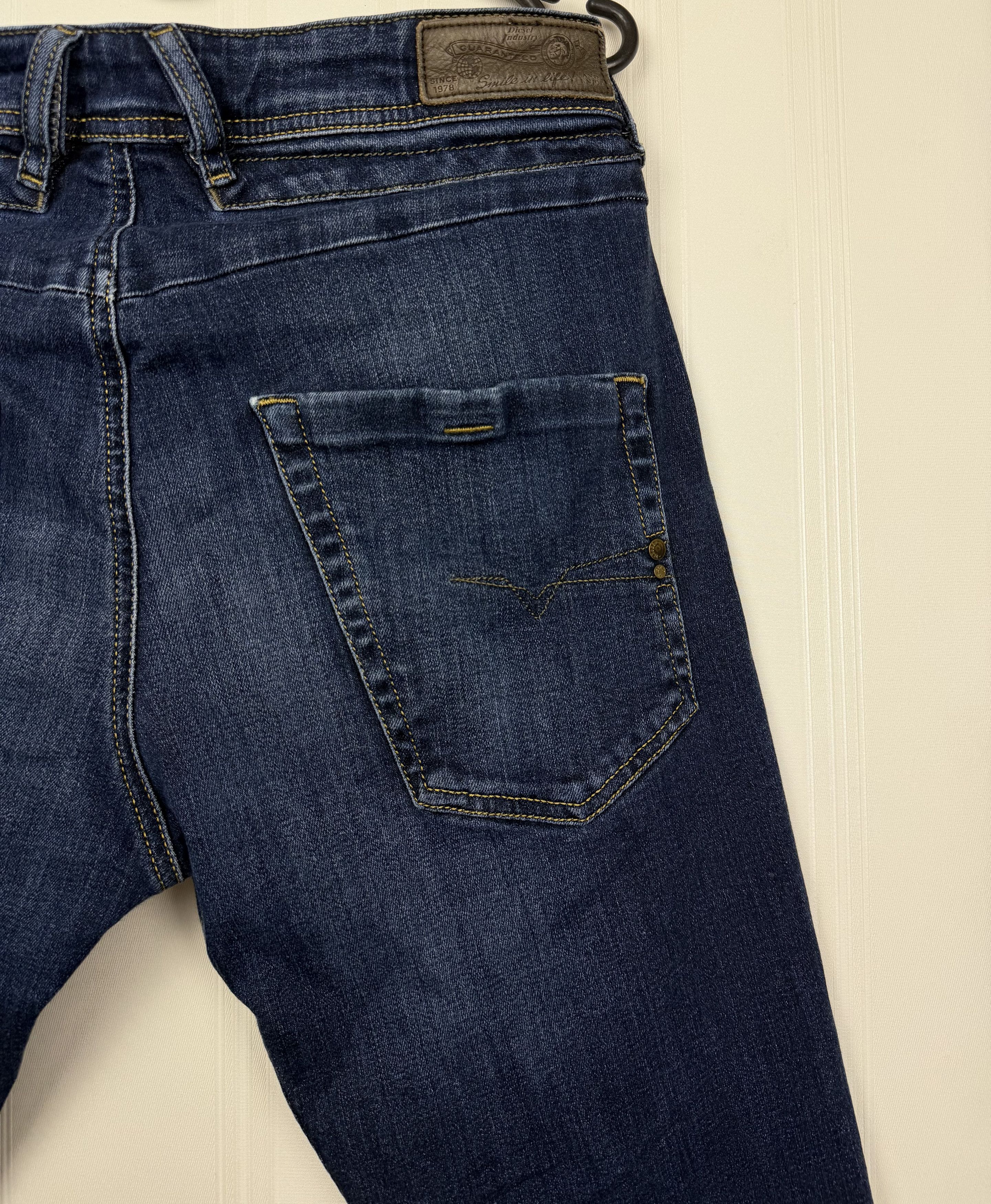 Diesel Diesel Belther Blue Jeans W30 Regular Tapered Size US 30 / EU 46 - 15 Thumbnail
