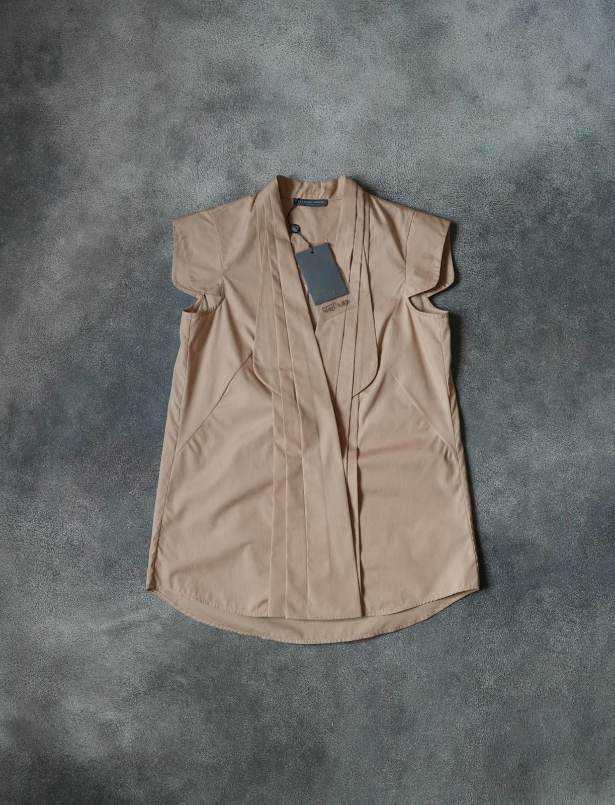 Alexander McQueen !BNWT S/S 2010 Alexander McQueen Asymmetric Blouse Size S / US 4 / IT 40 - 2 Thumbnail
