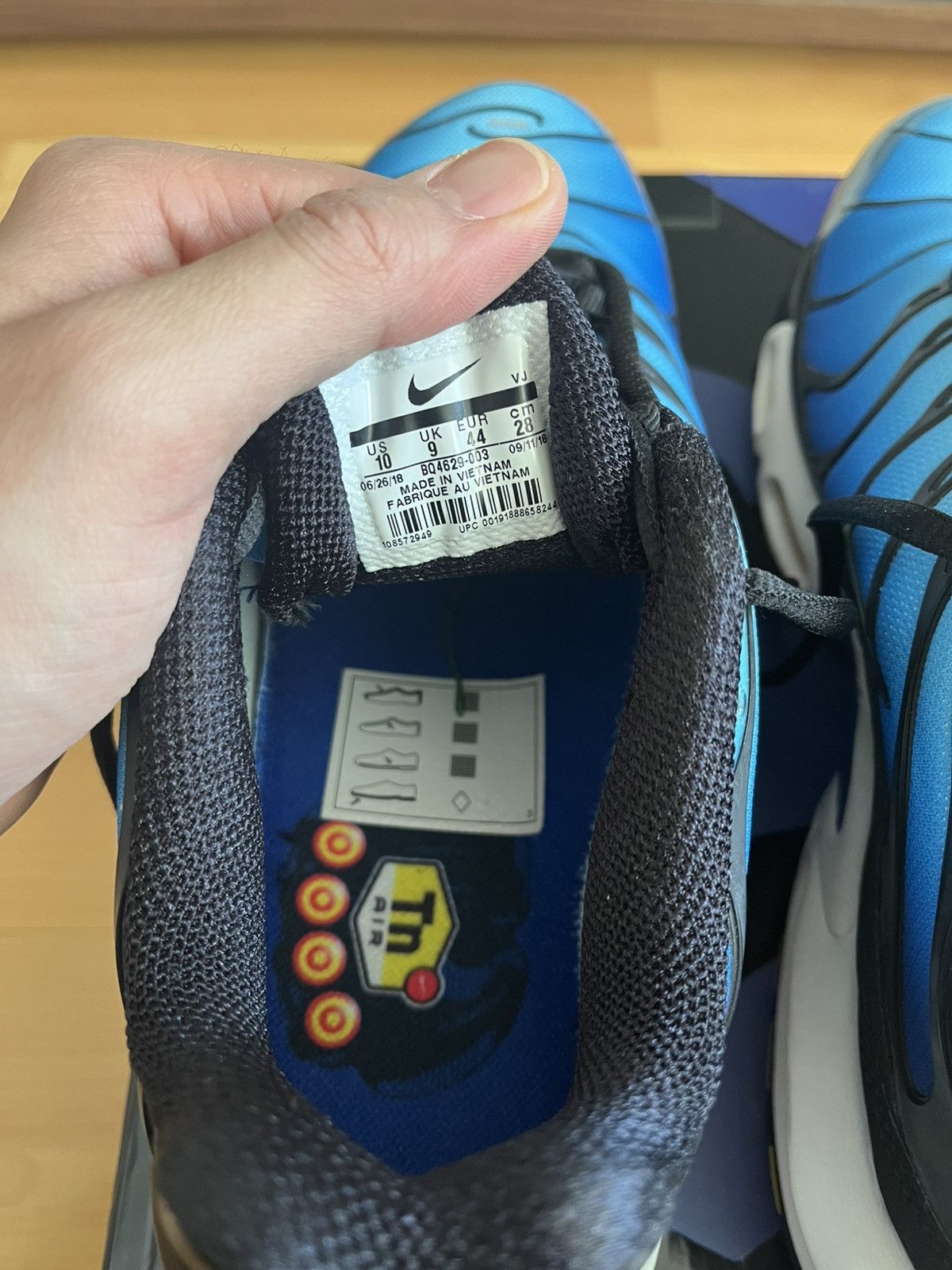 Nike Nike Air Max TN OG Hyperblue 2018 Size US 11 / EU 44 - 13 Thumbnail