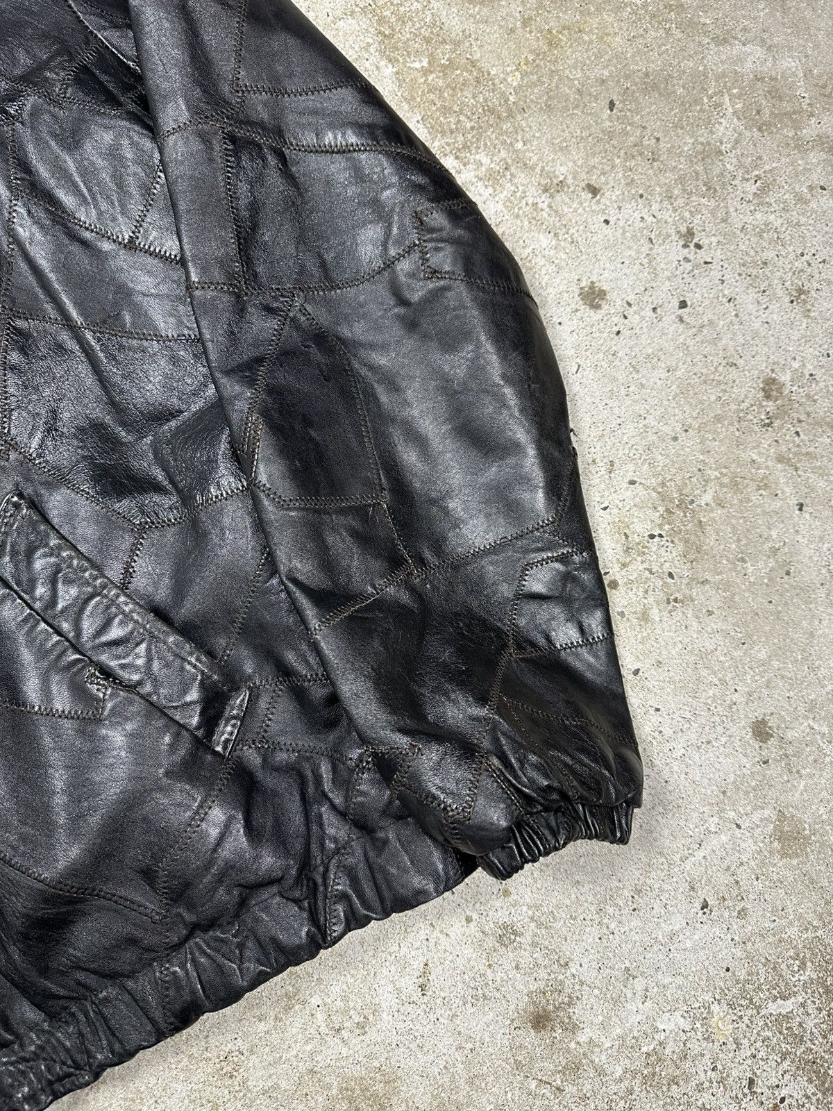Vintage Vintage 90s Black Patchwork Bomber Leather Jacket Size US M / EU 48-50 / 2 - 4 Thumbnail