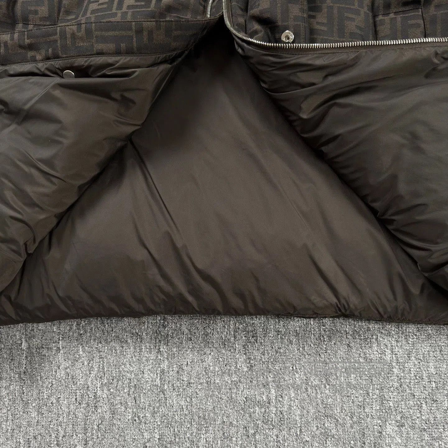 Fendi Fendi 2024 Monogram Puffer Jacket. Size US M / EU 48-50 / 2 - 6 Thumbnail