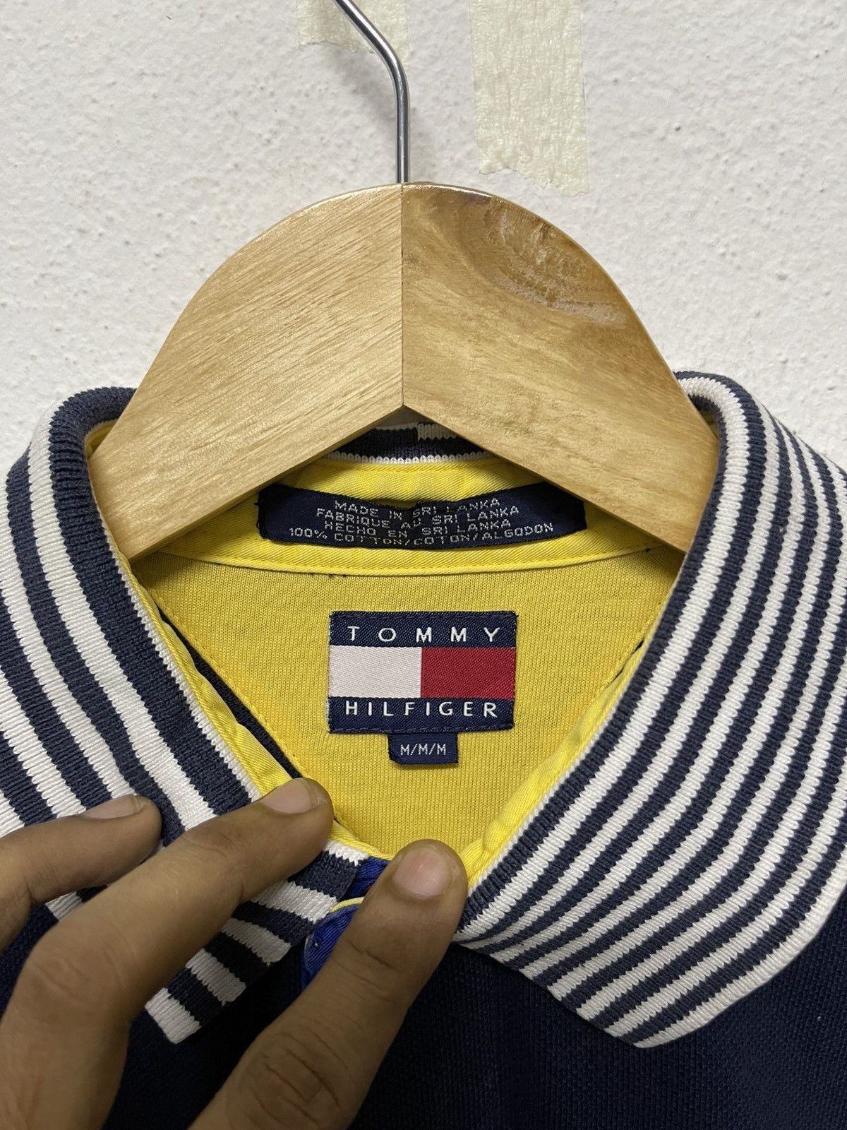 Tommy Hilfiger 90s TOMMY HILFIGER FLAG INTERNATIONAL GAMES POLO SHIRT Size US M / EU 48-50 / 2 - 9 Thumbnail